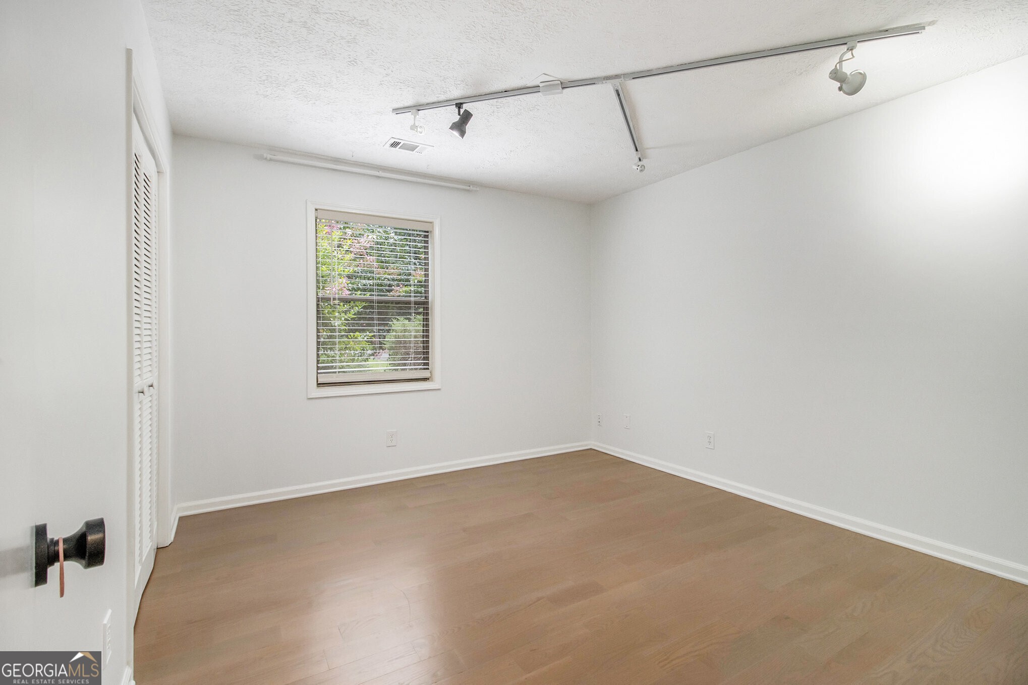 2690 Gleneagles Drive