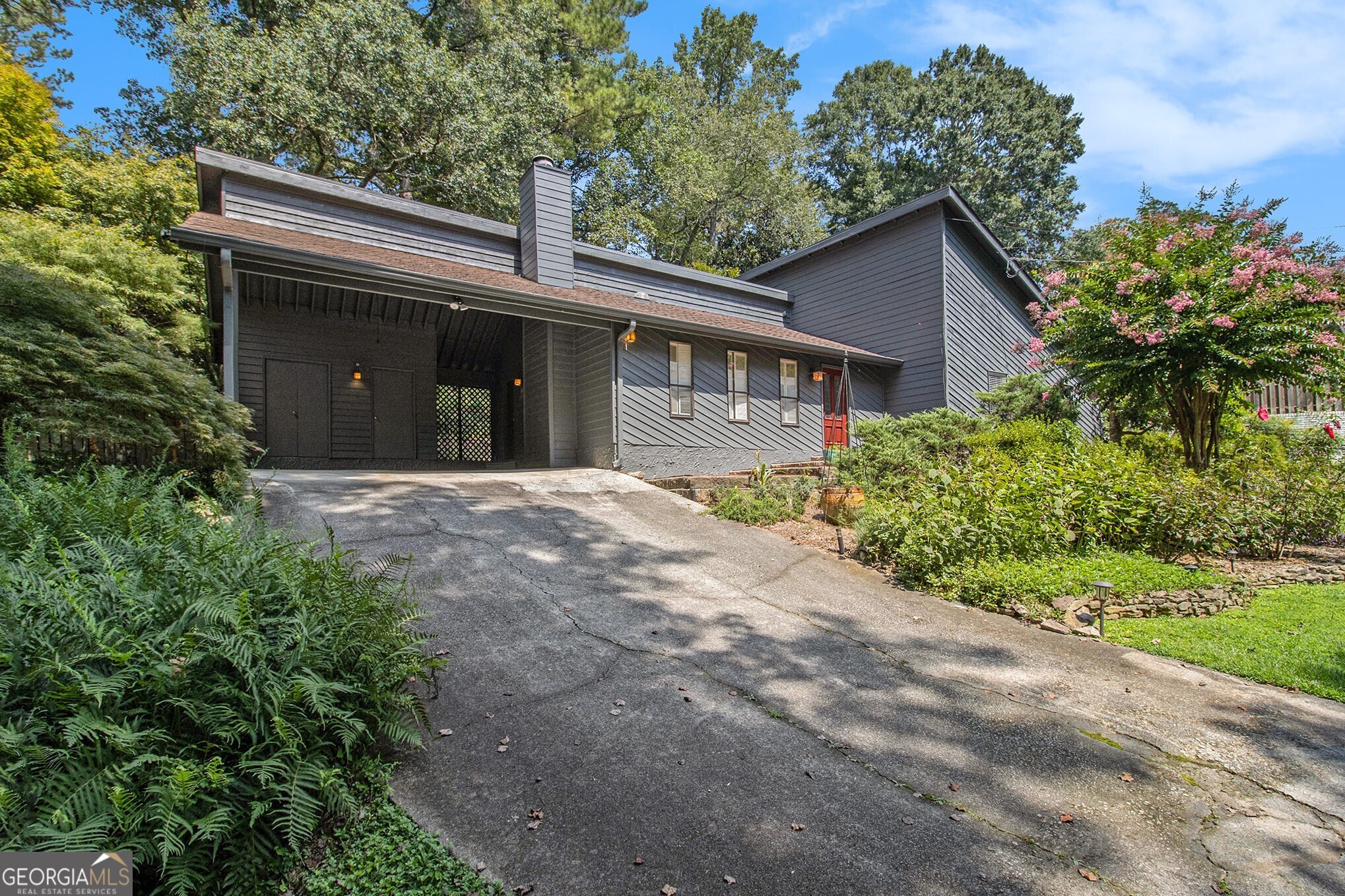 2690 Gleneagles Drive