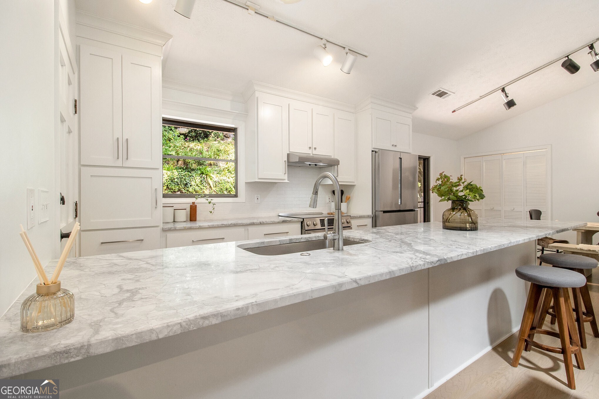 2690 Gleneagles Drive