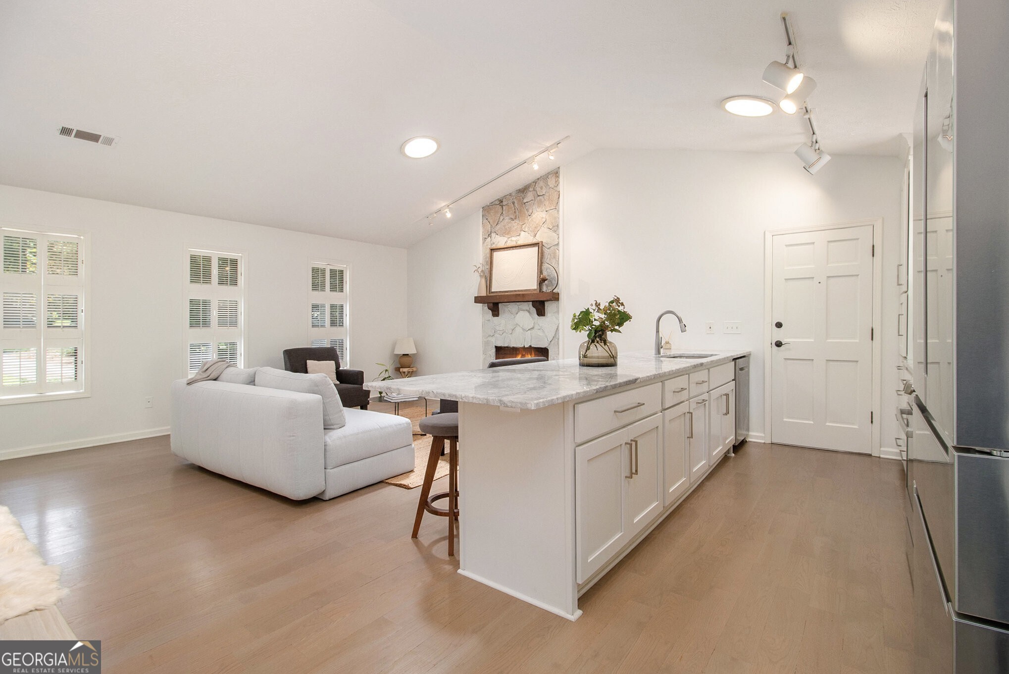 2690 Gleneagles Drive