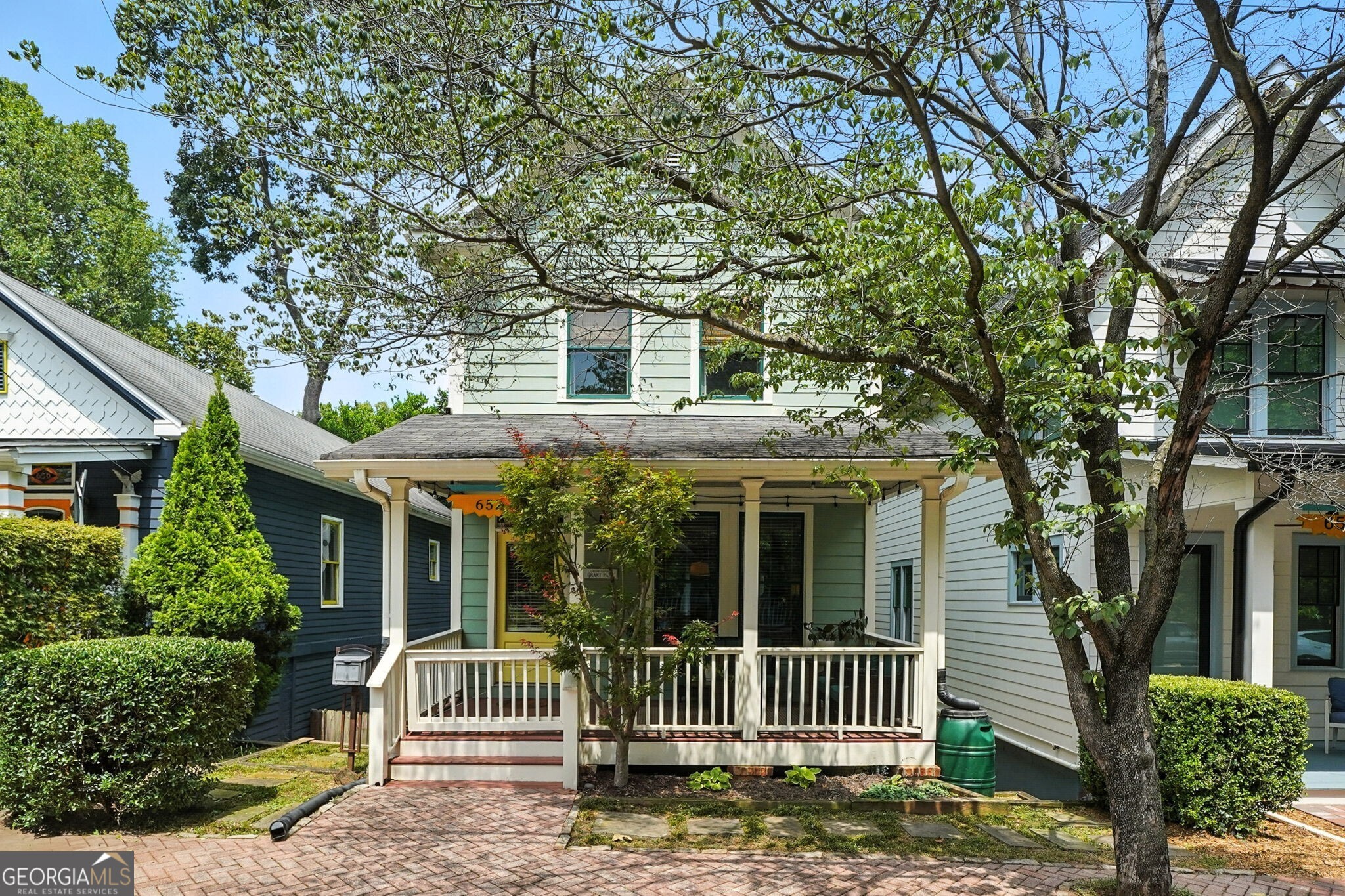 652 Woodward Avenue SE