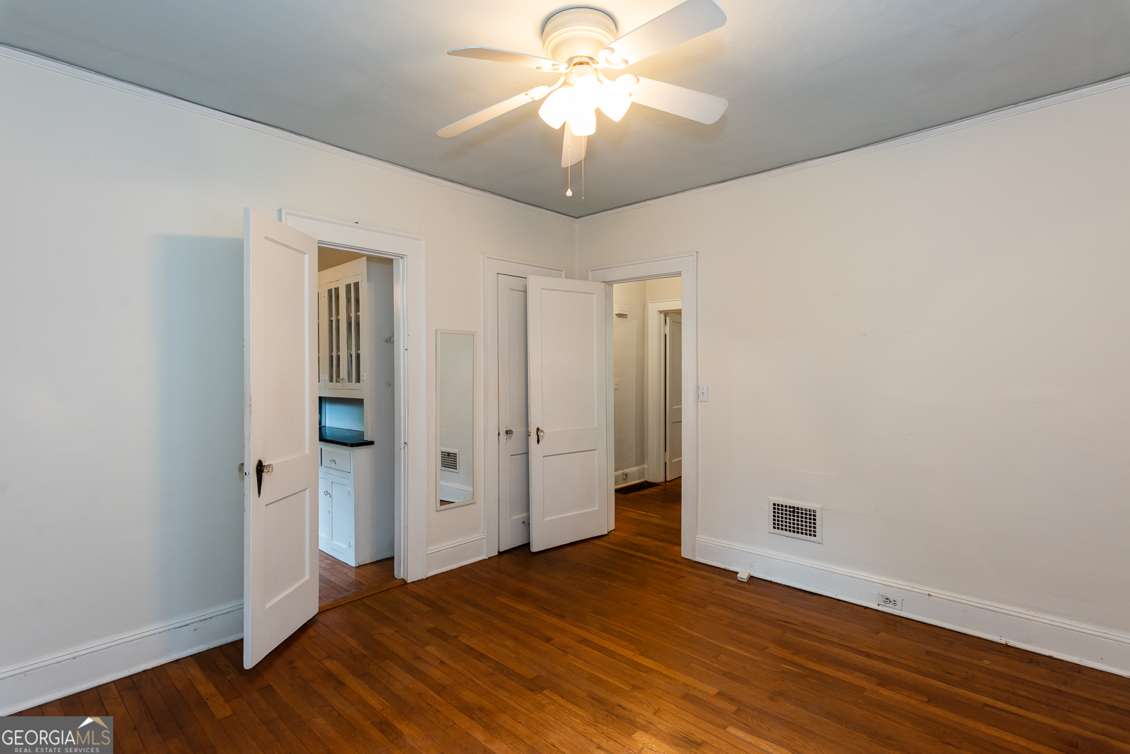 451 S Columbia Drive