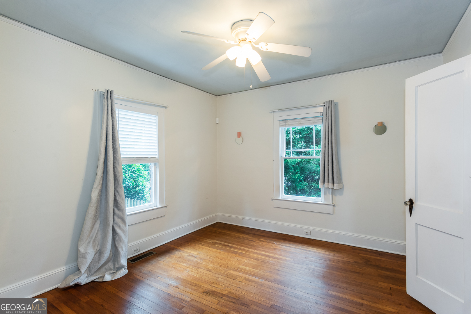 451 S Columbia Drive