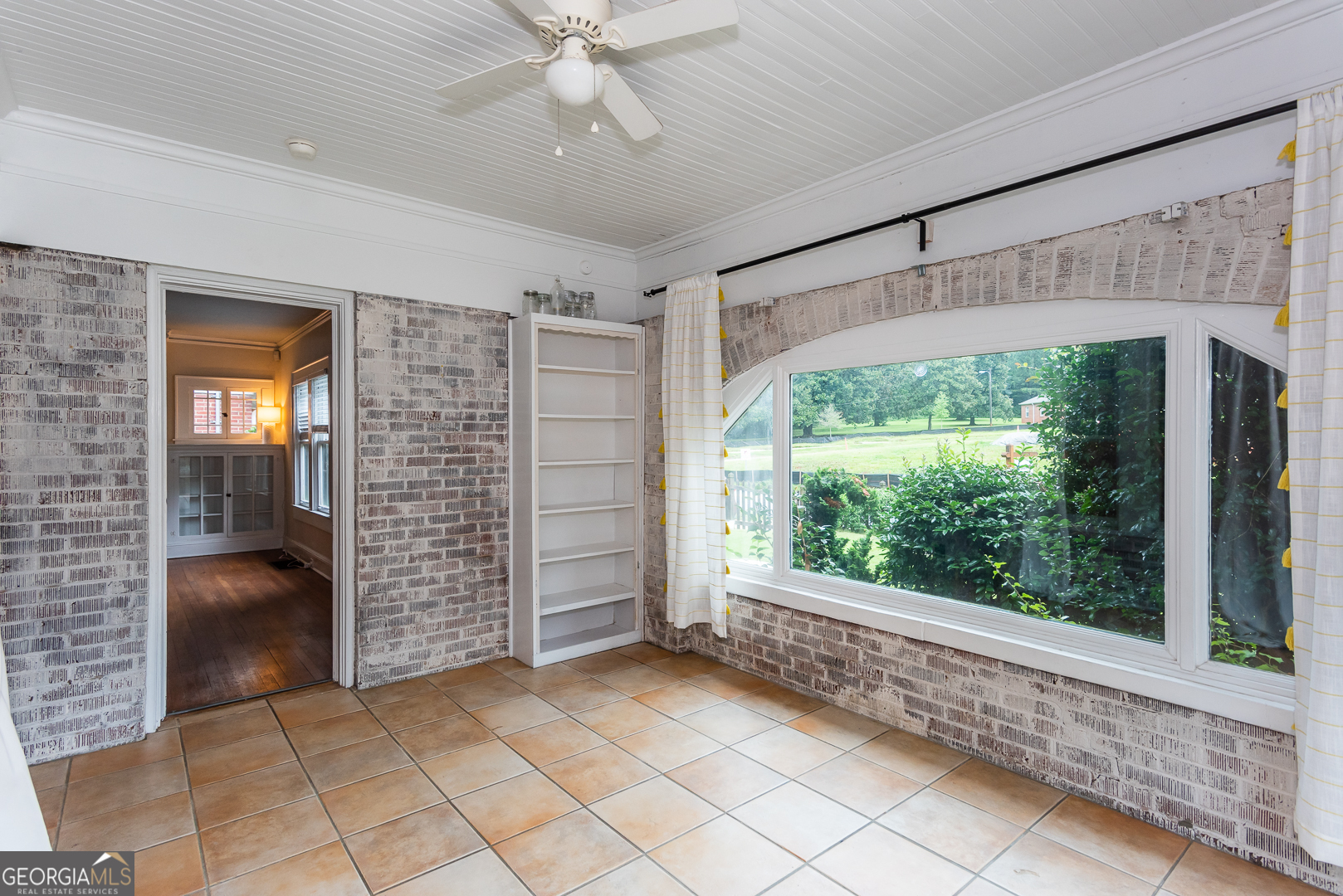 451 S Columbia Drive