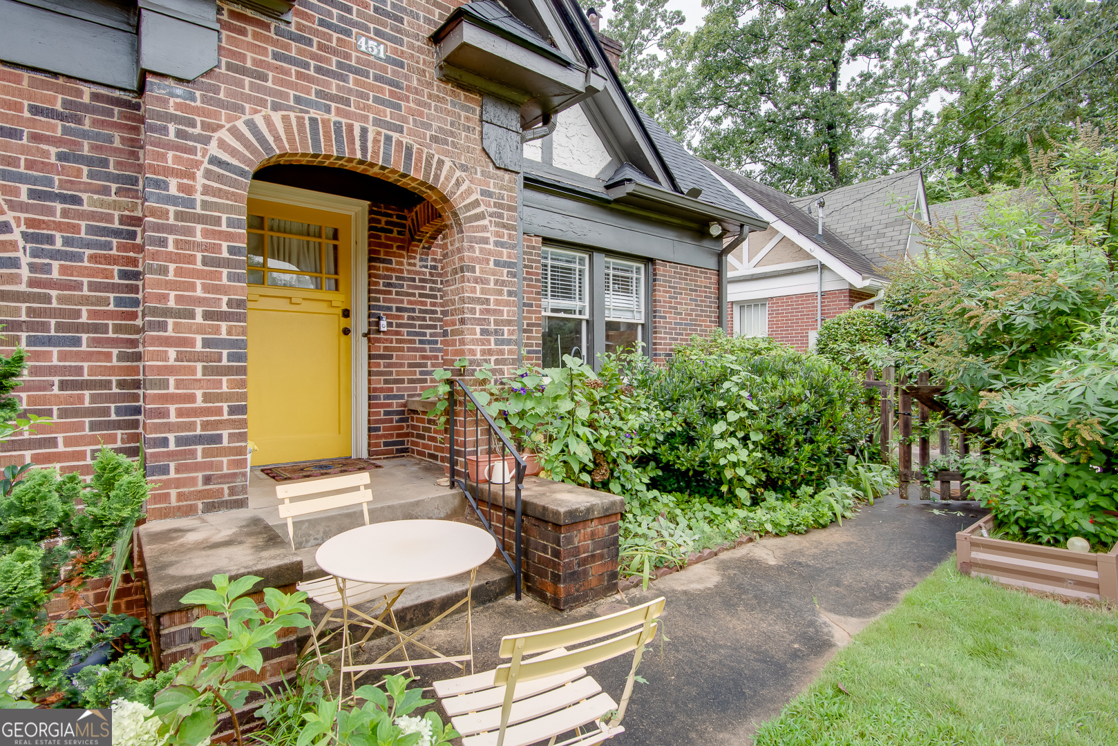 451 S Columbia Drive