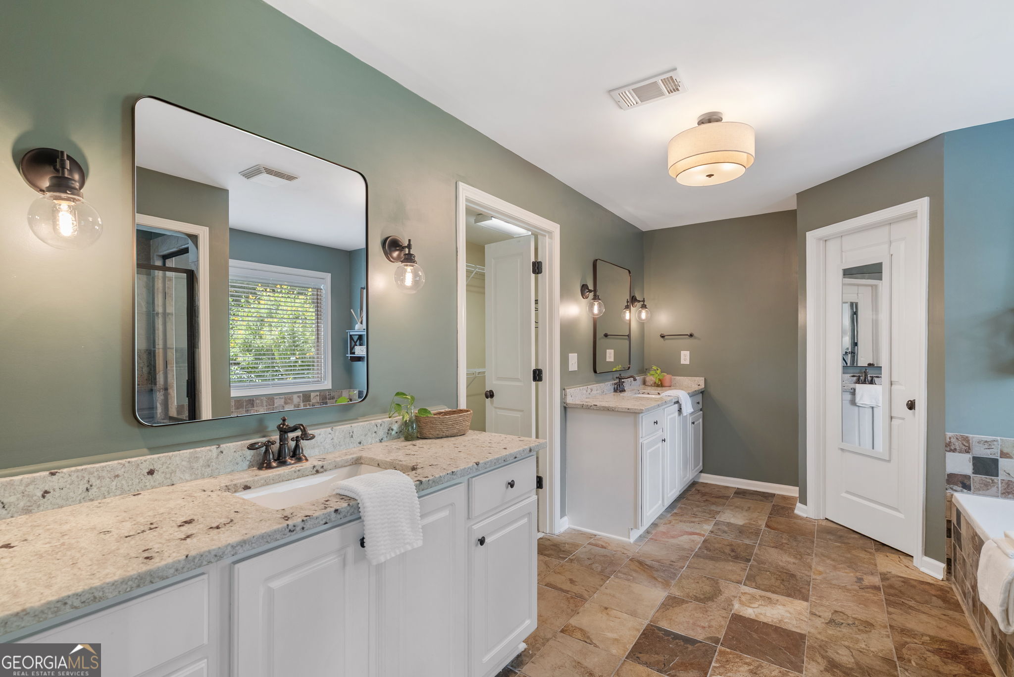 1925 Brantley Walk Lane NW