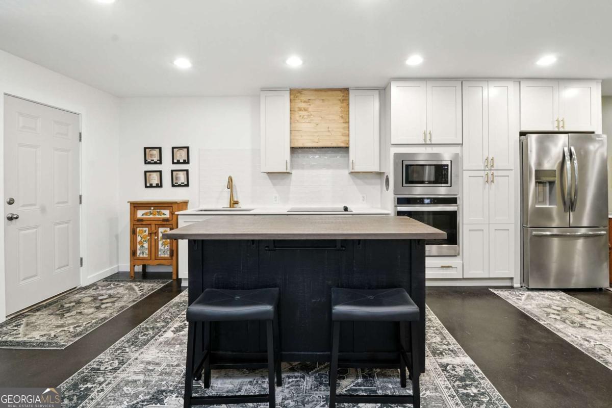 160 Crest Brooke Drive
