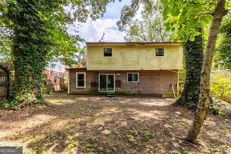 2044 HOWARD