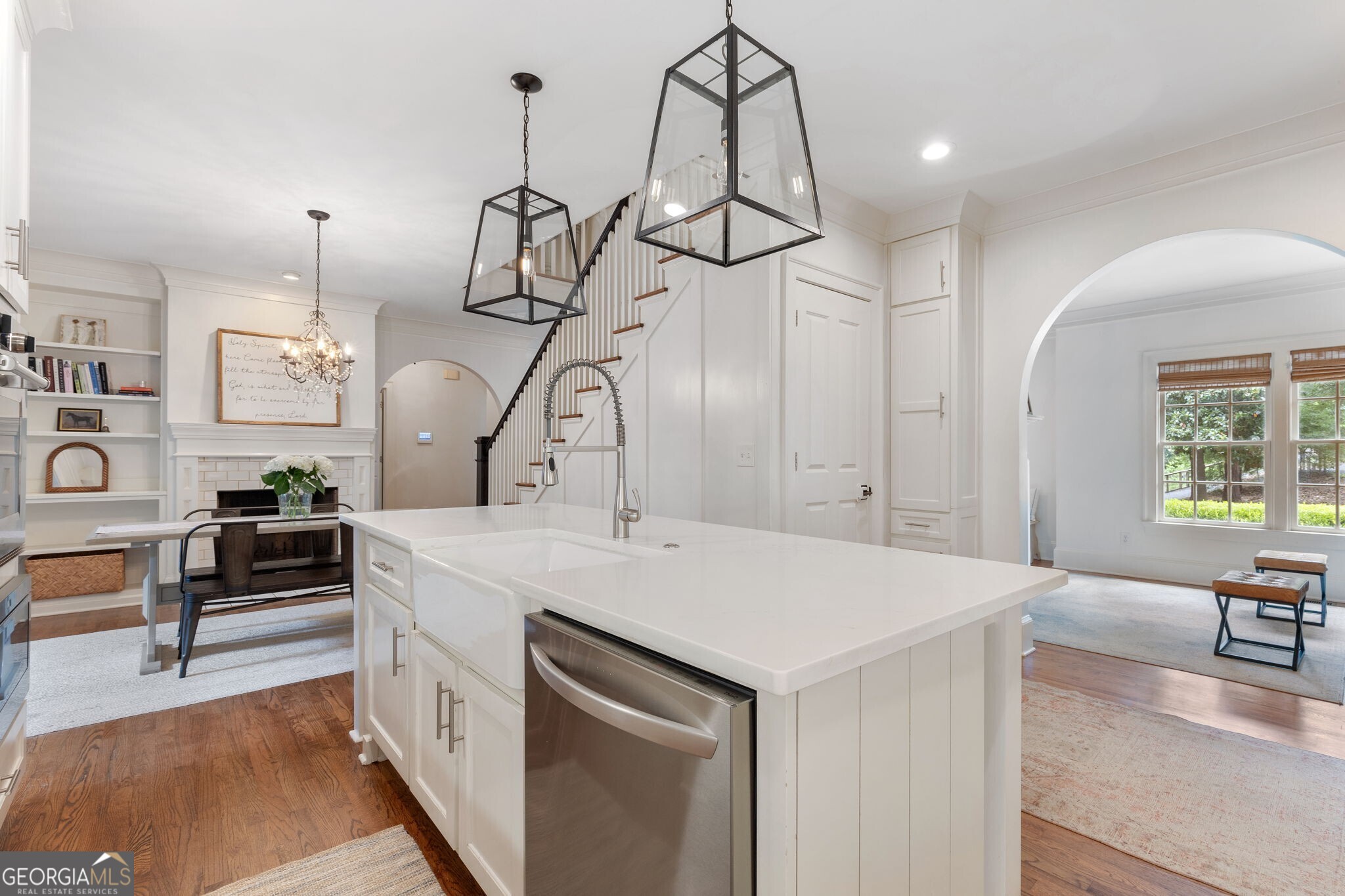 764 Burke Road NE