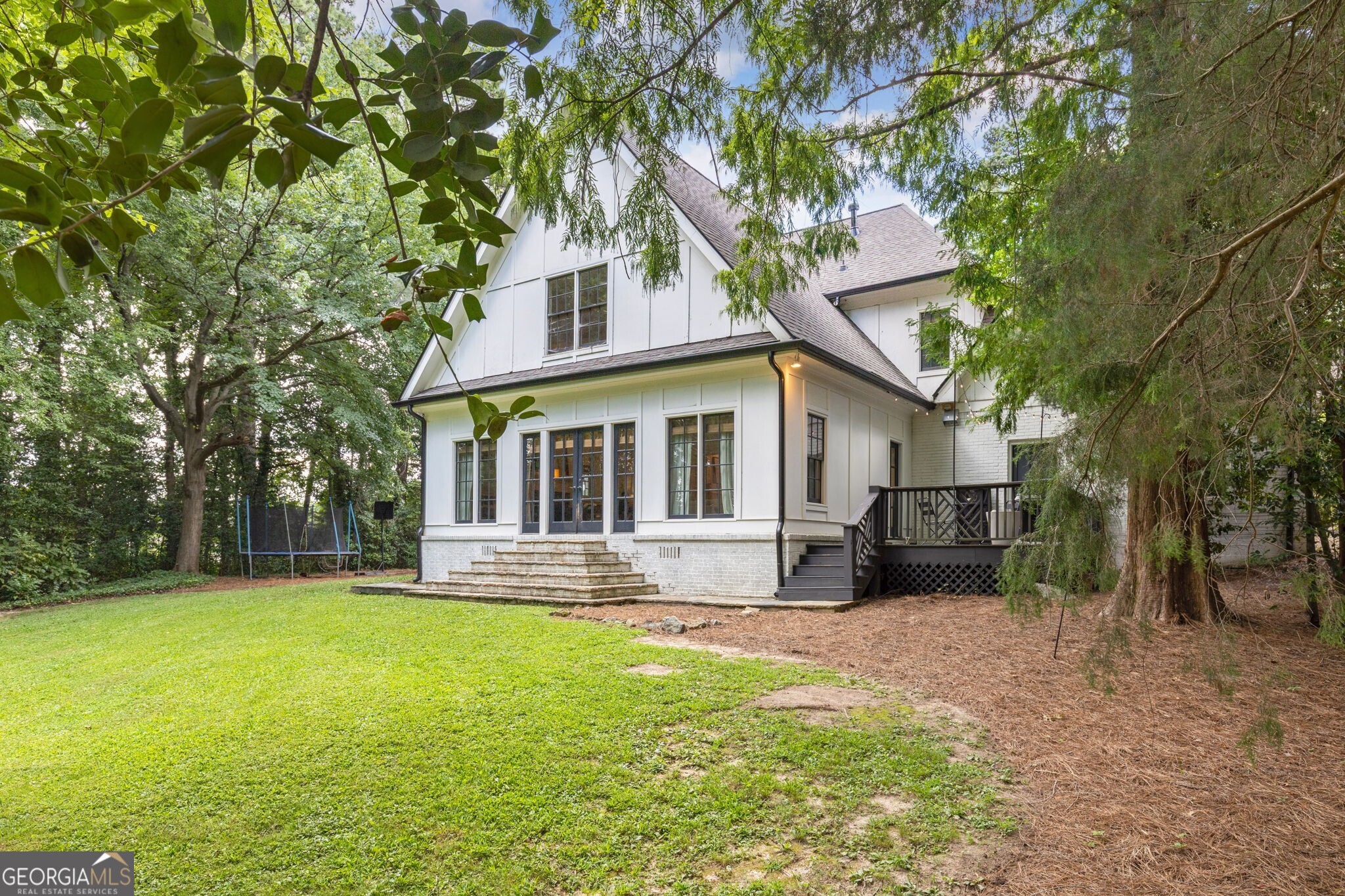 764 Burke Road NE