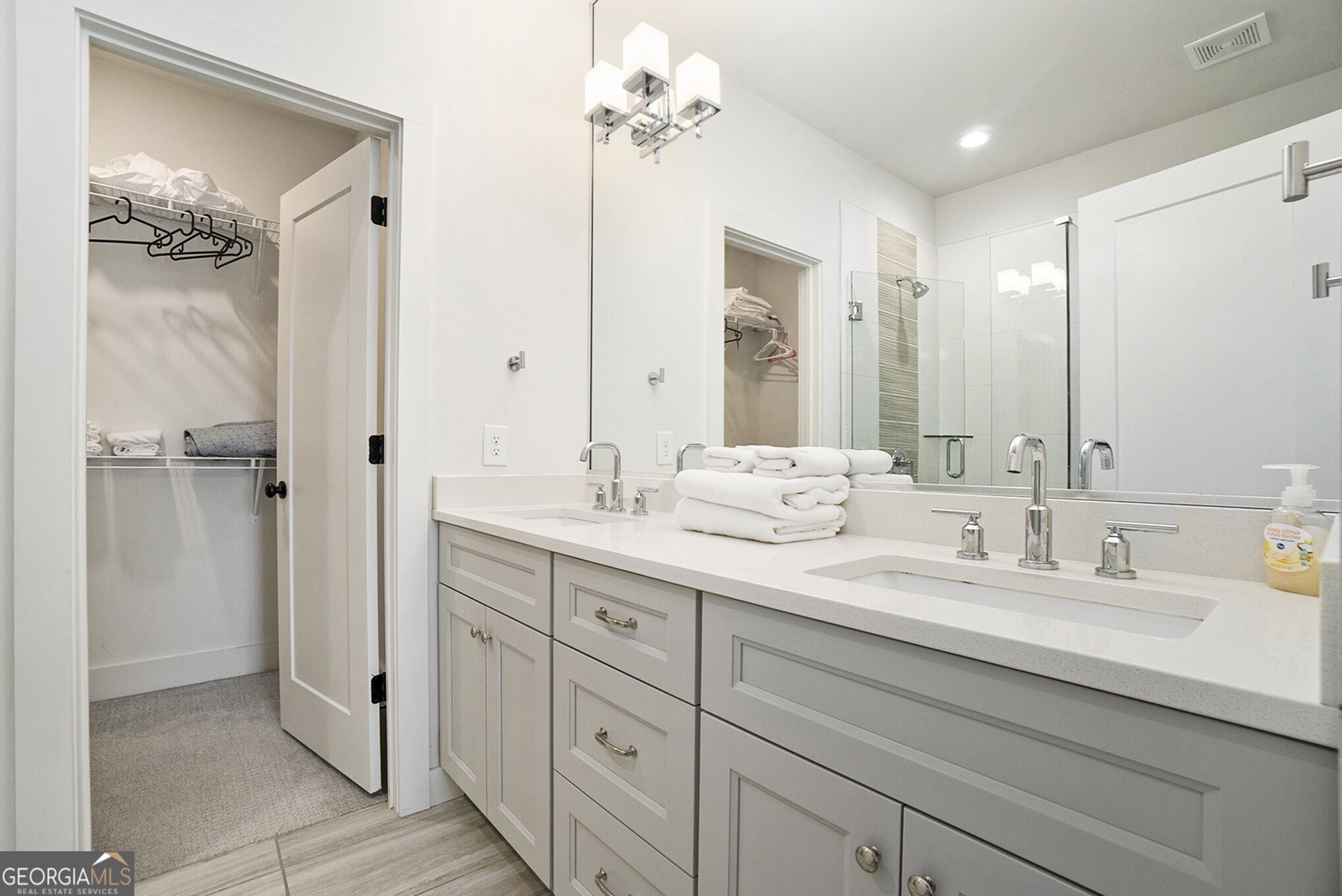 1350 May Avenue SE # 4