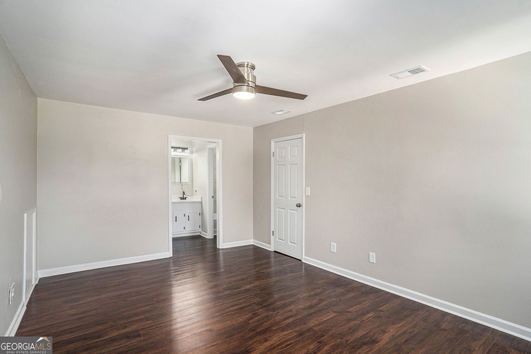 2284 Briarwood Circle SW