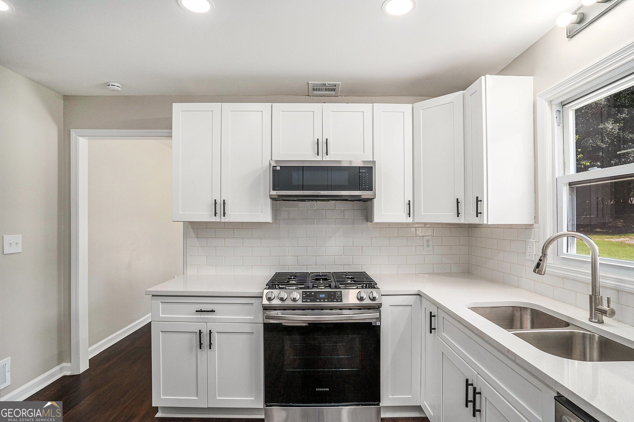 2284 Briarwood Circle SW