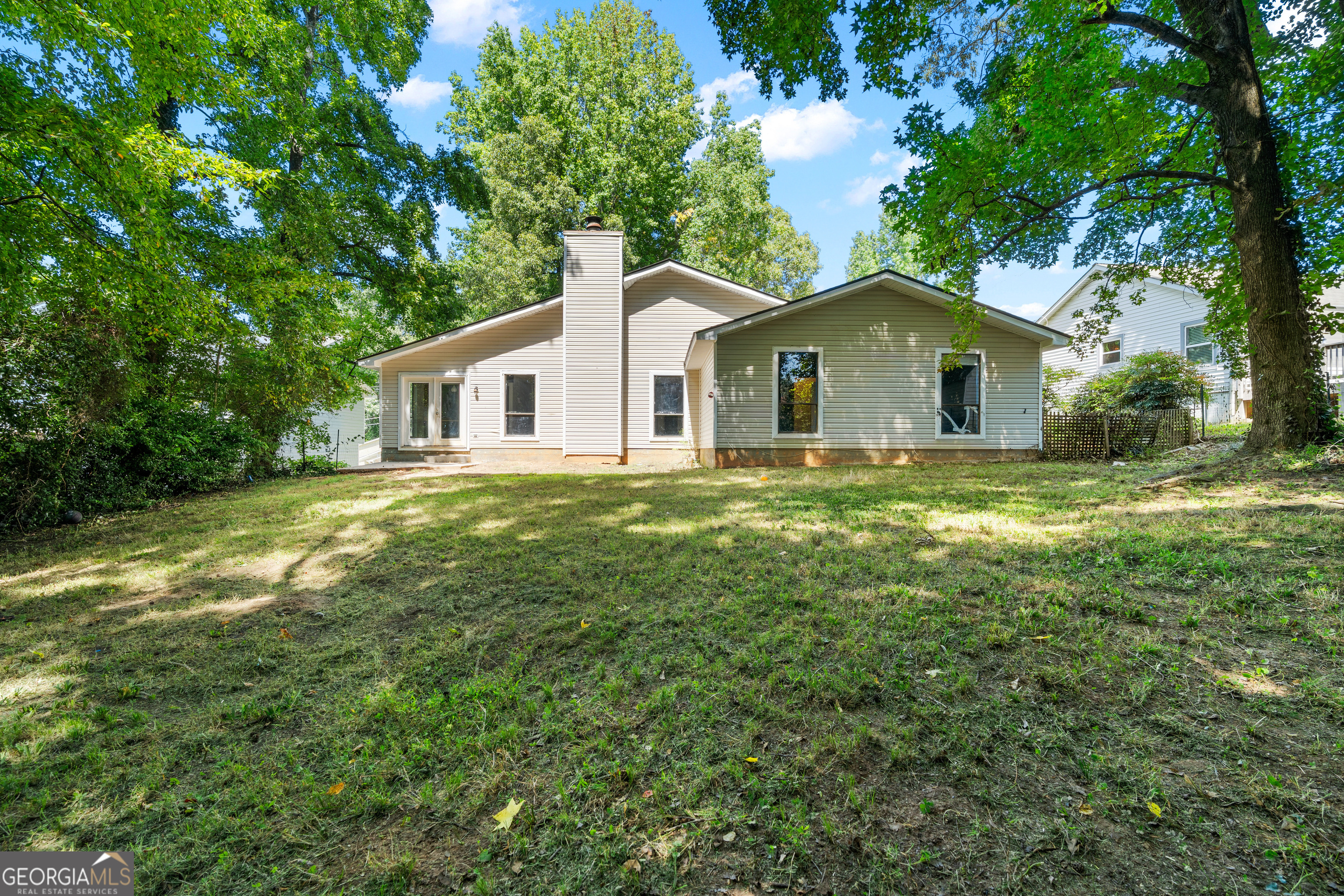 2520 Wildflower Lane