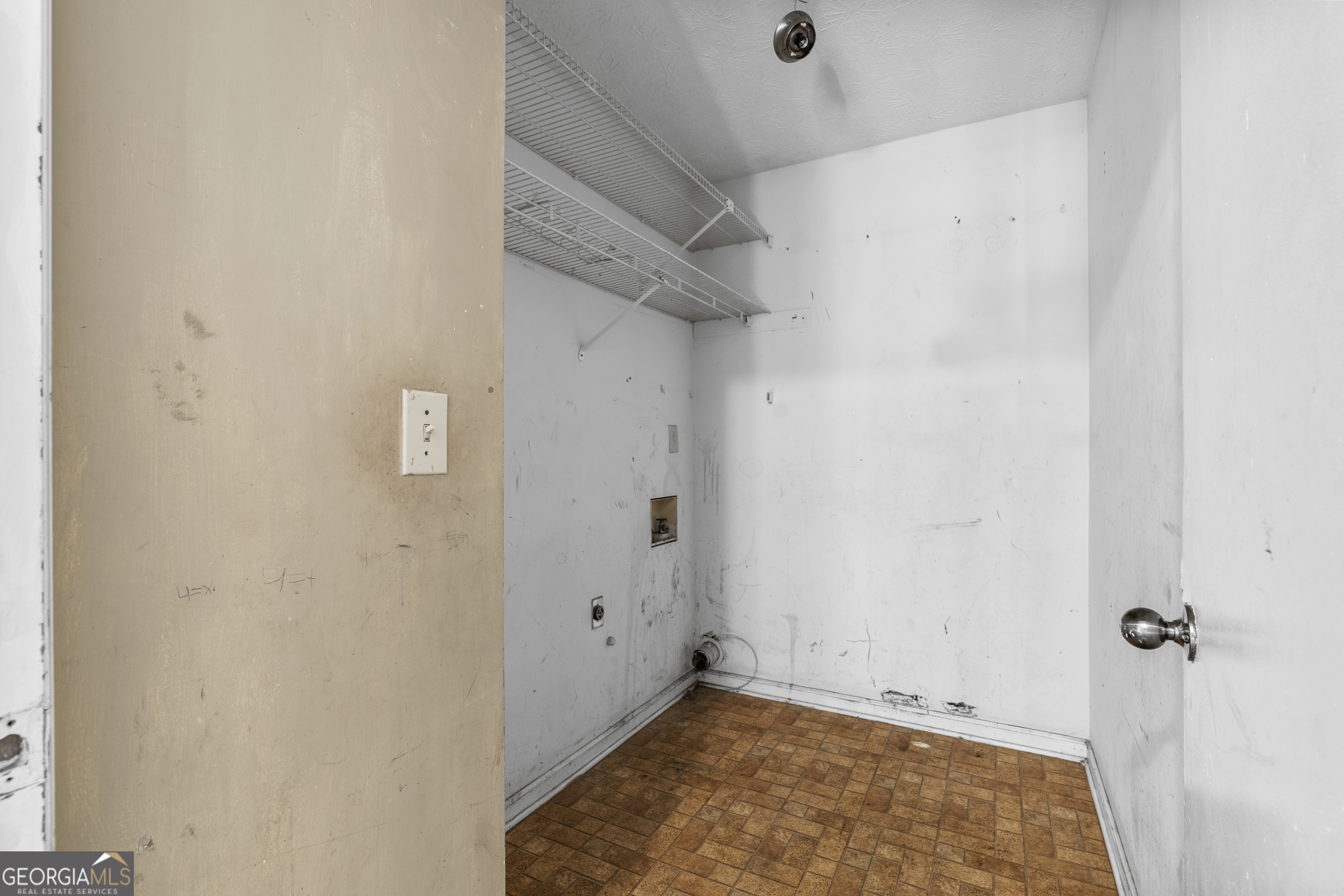 2520 Wildflower Lane