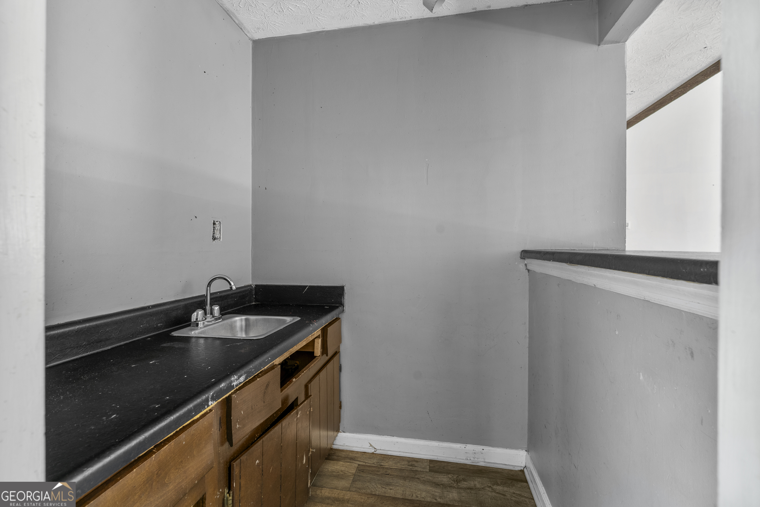 2520 Wildflower Lane