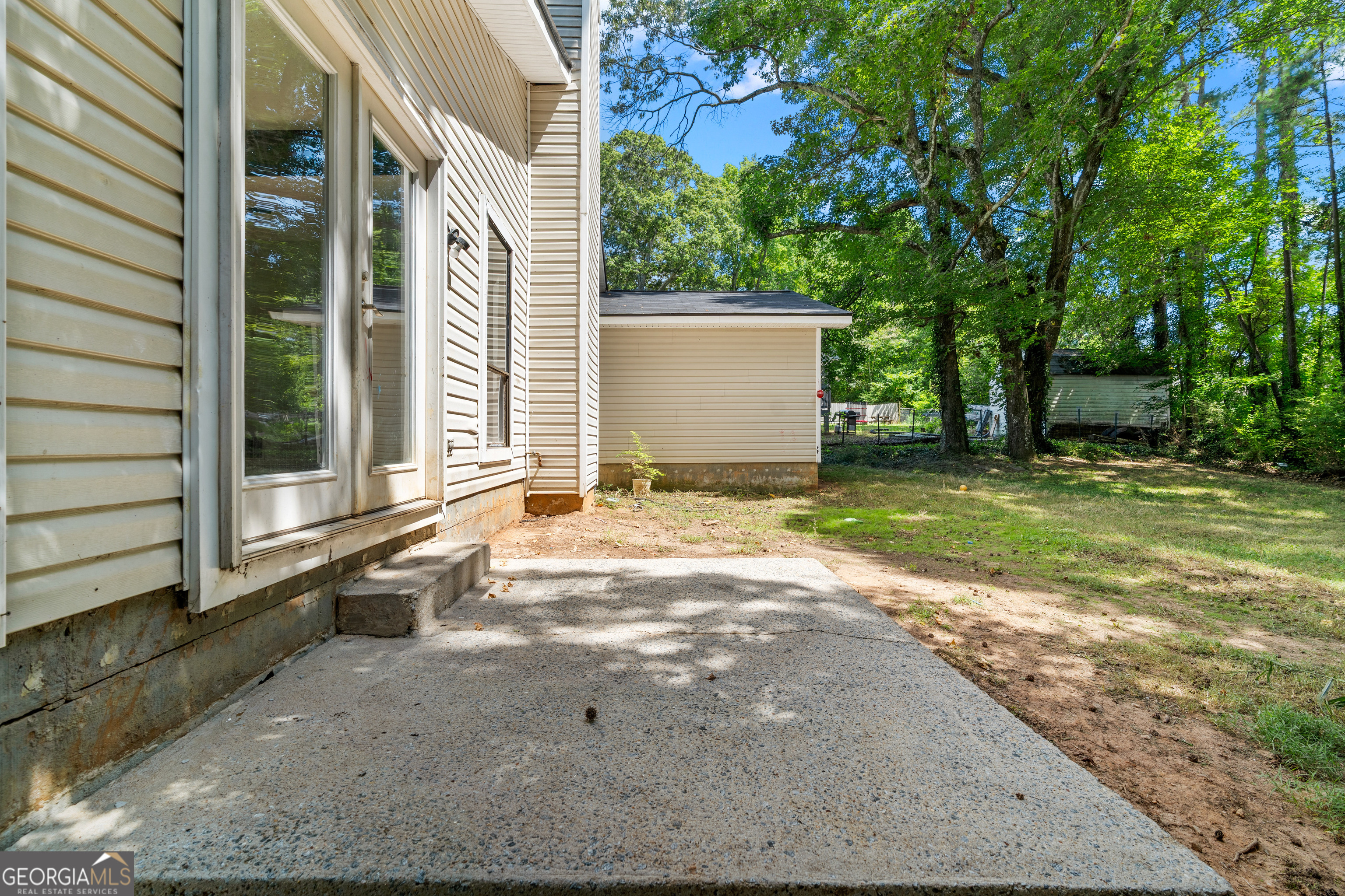 2520 Wildflower Lane