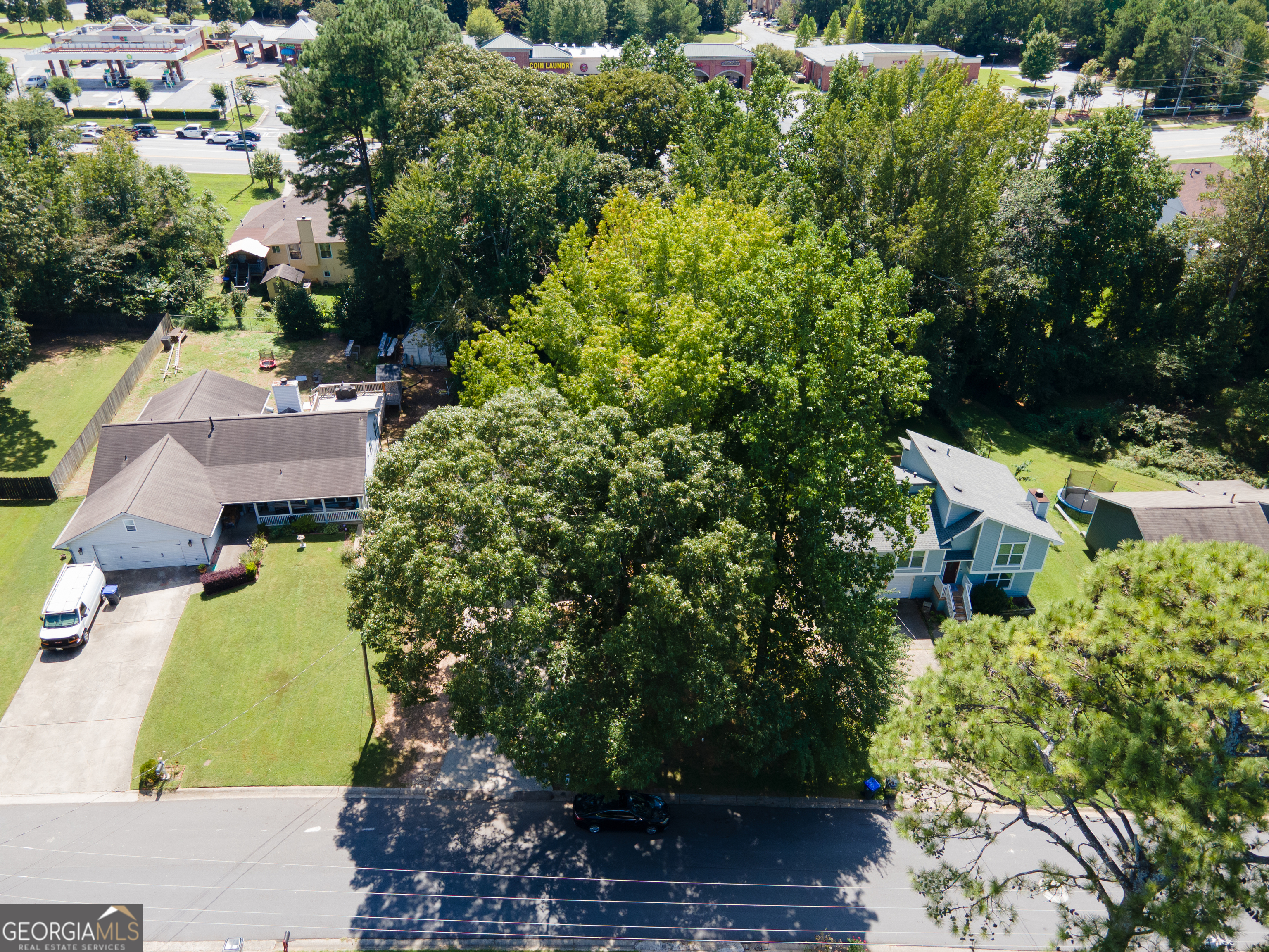 2520 Wildflower Lane