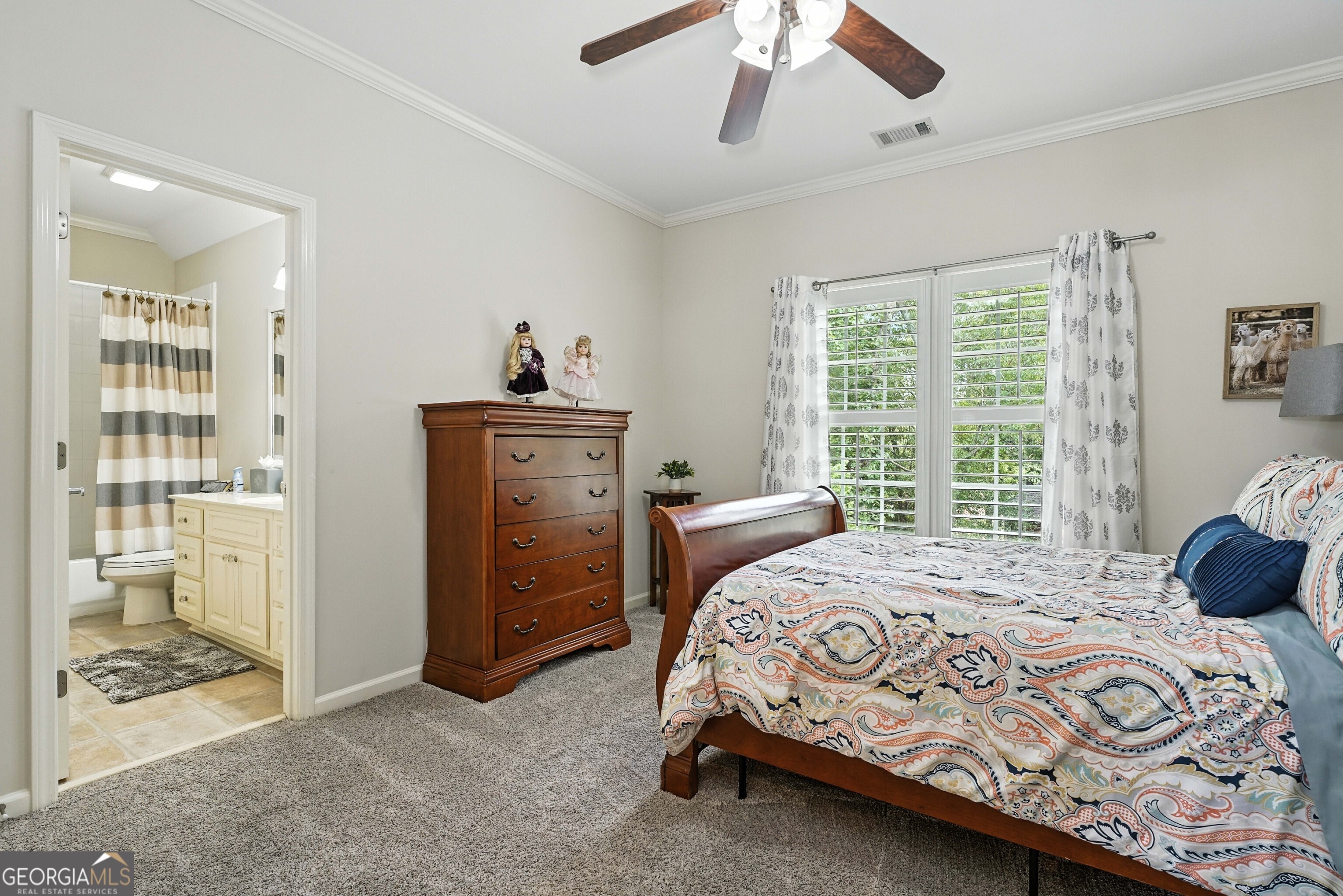 5453 Dunwoody Glen Court