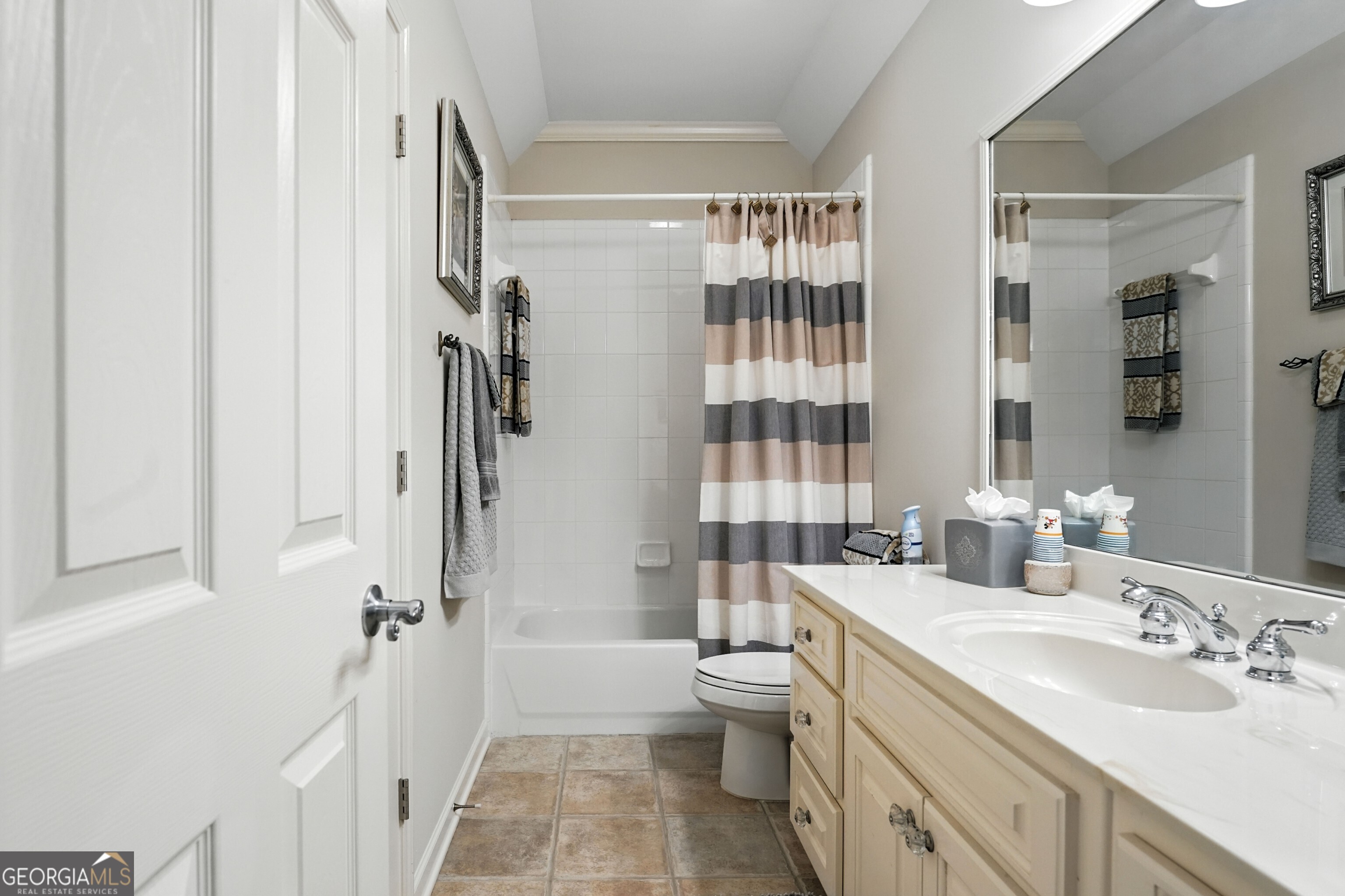 5453 Dunwoody Glen Court