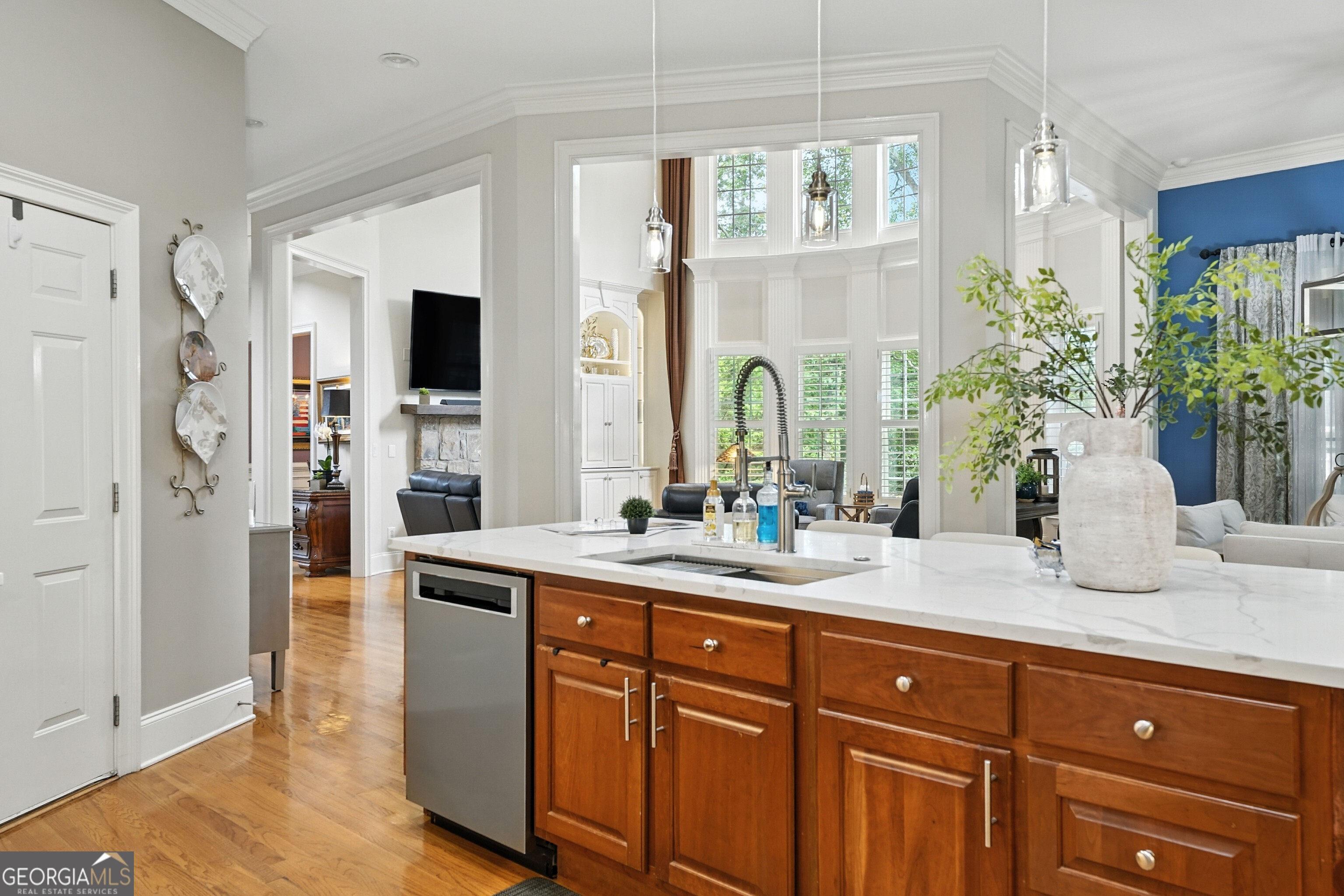 5453 Dunwoody Glen Court