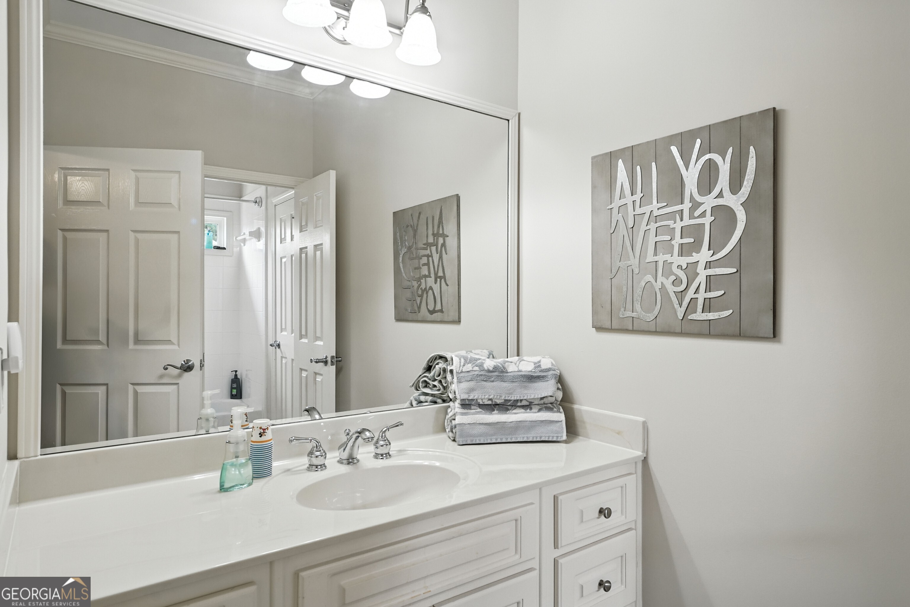 5453 Dunwoody Glen Court