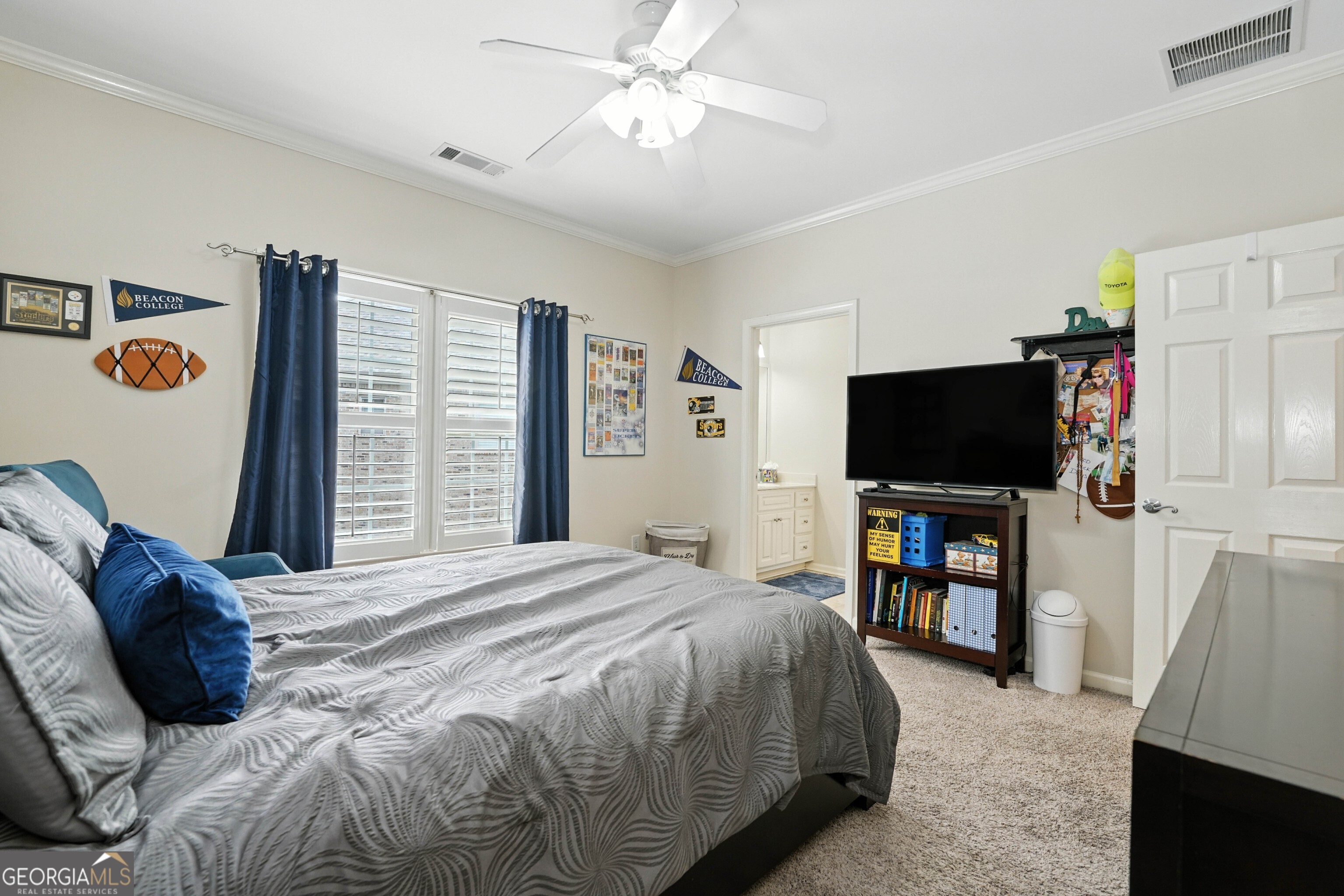 5453 Dunwoody Glen Court