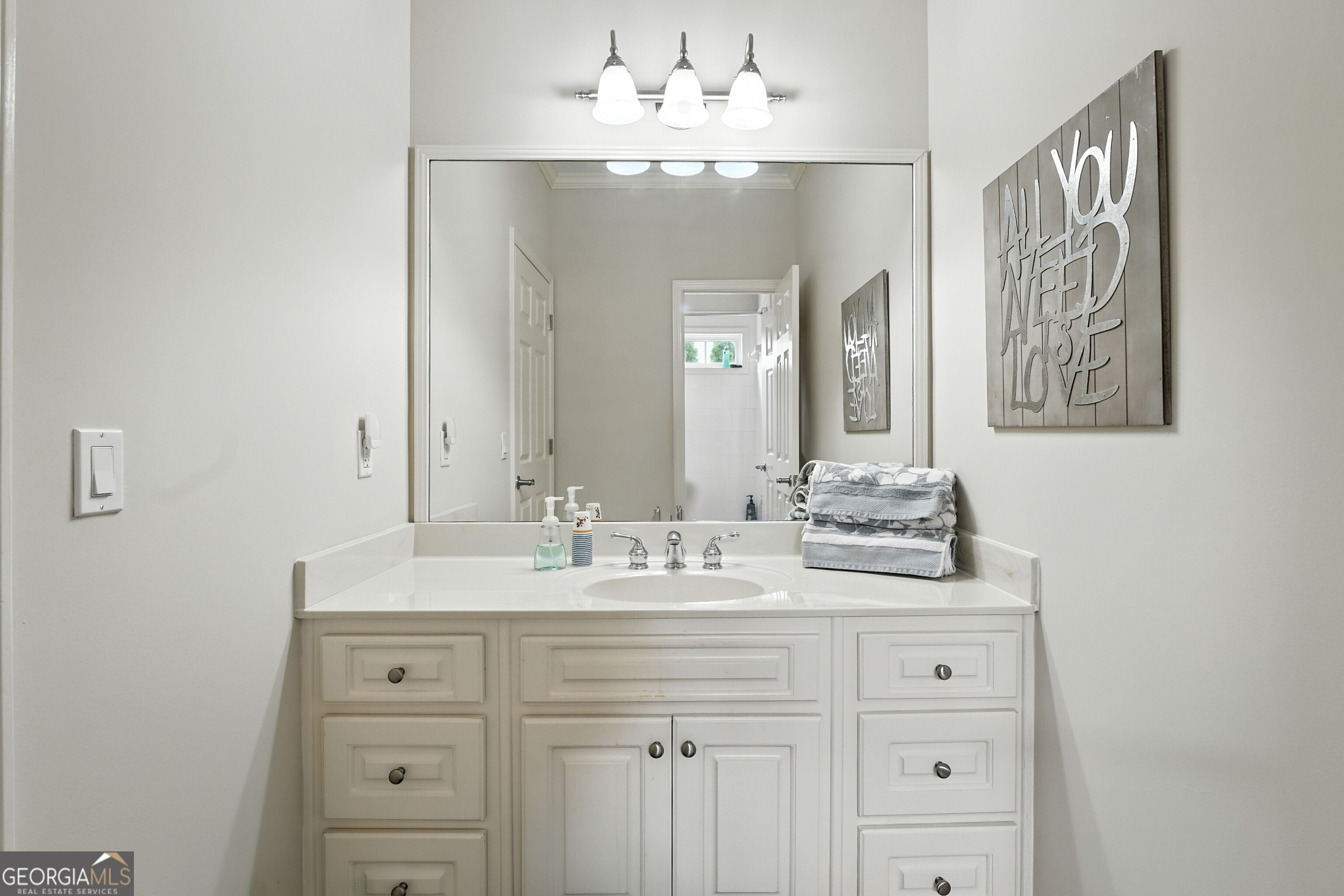 5453 Dunwoody Glen Court