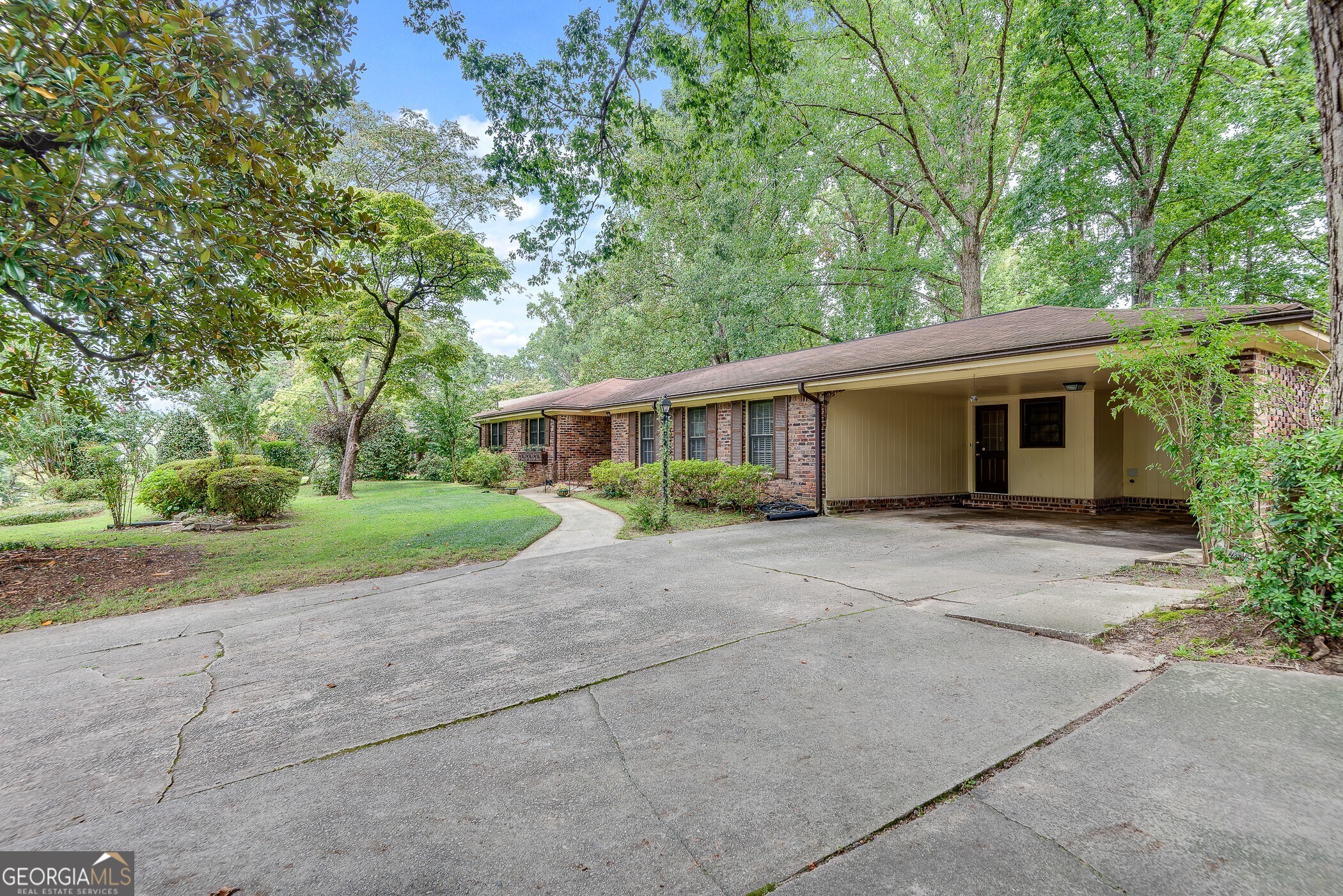 2175 Fisher Trail NE