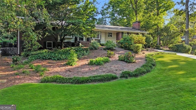 2793 WOODLAND PARK Drive NE