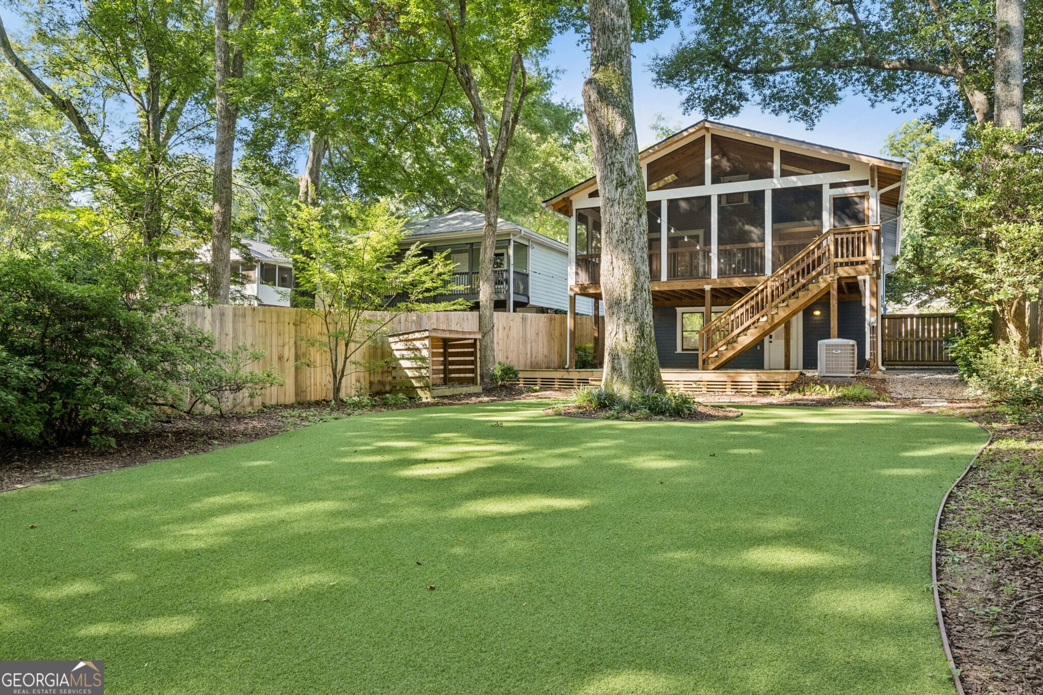 85 Rockyford Road NE