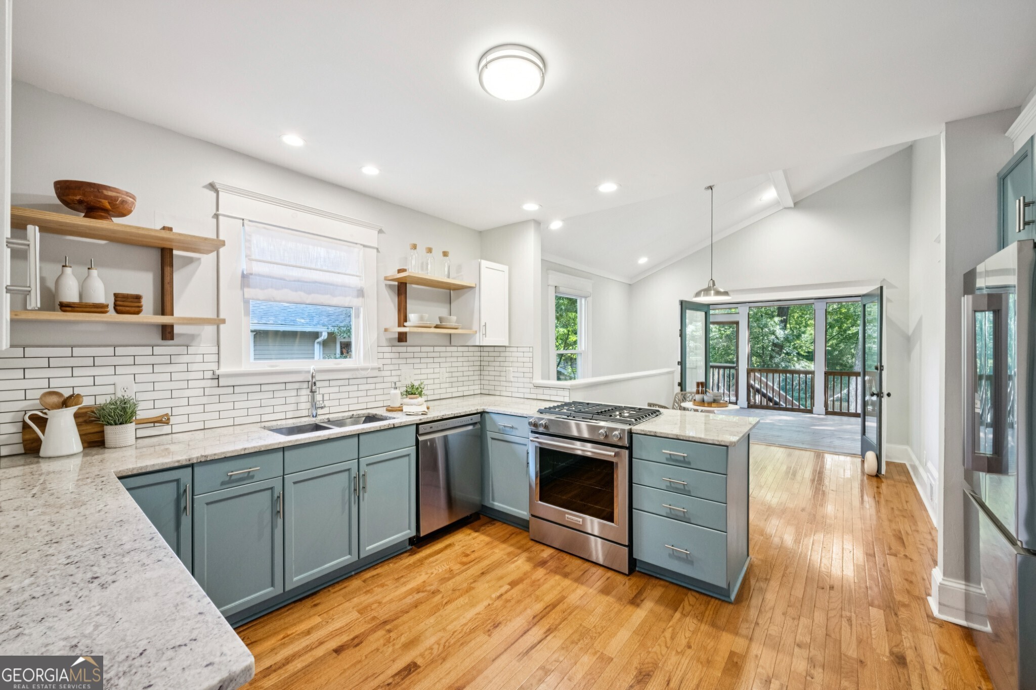 85 Rockyford Road NE