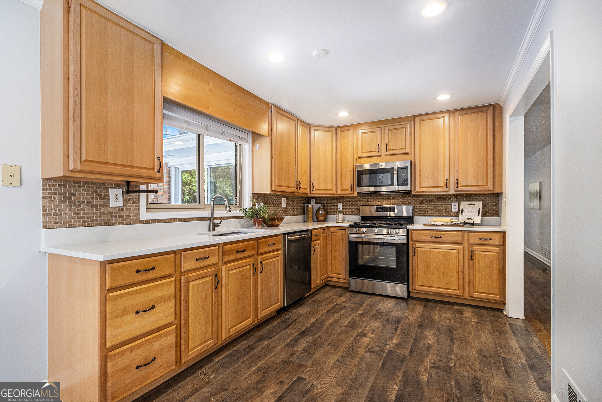 1517 Vancouver Drive