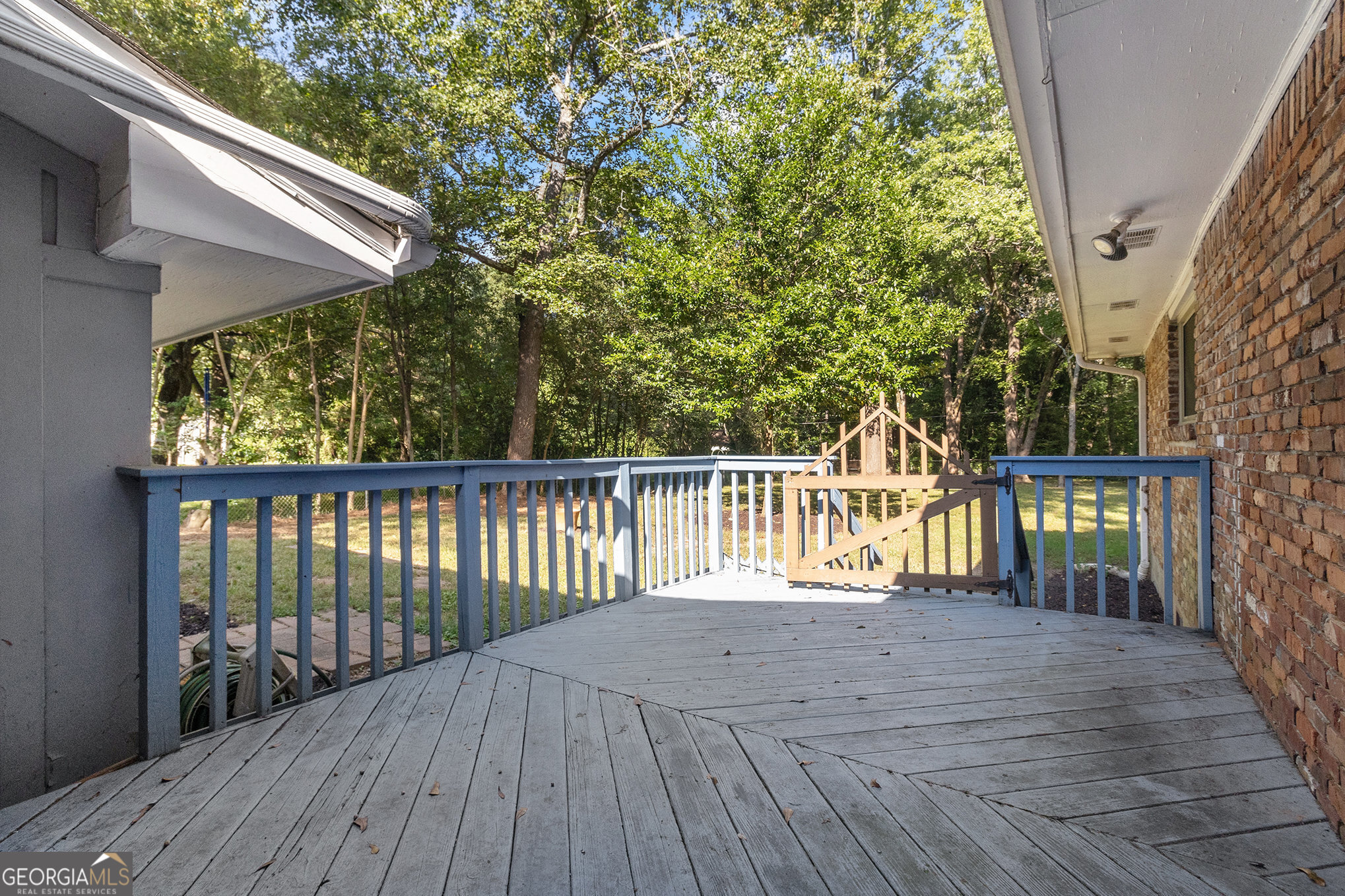 1517 Vancouver Drive