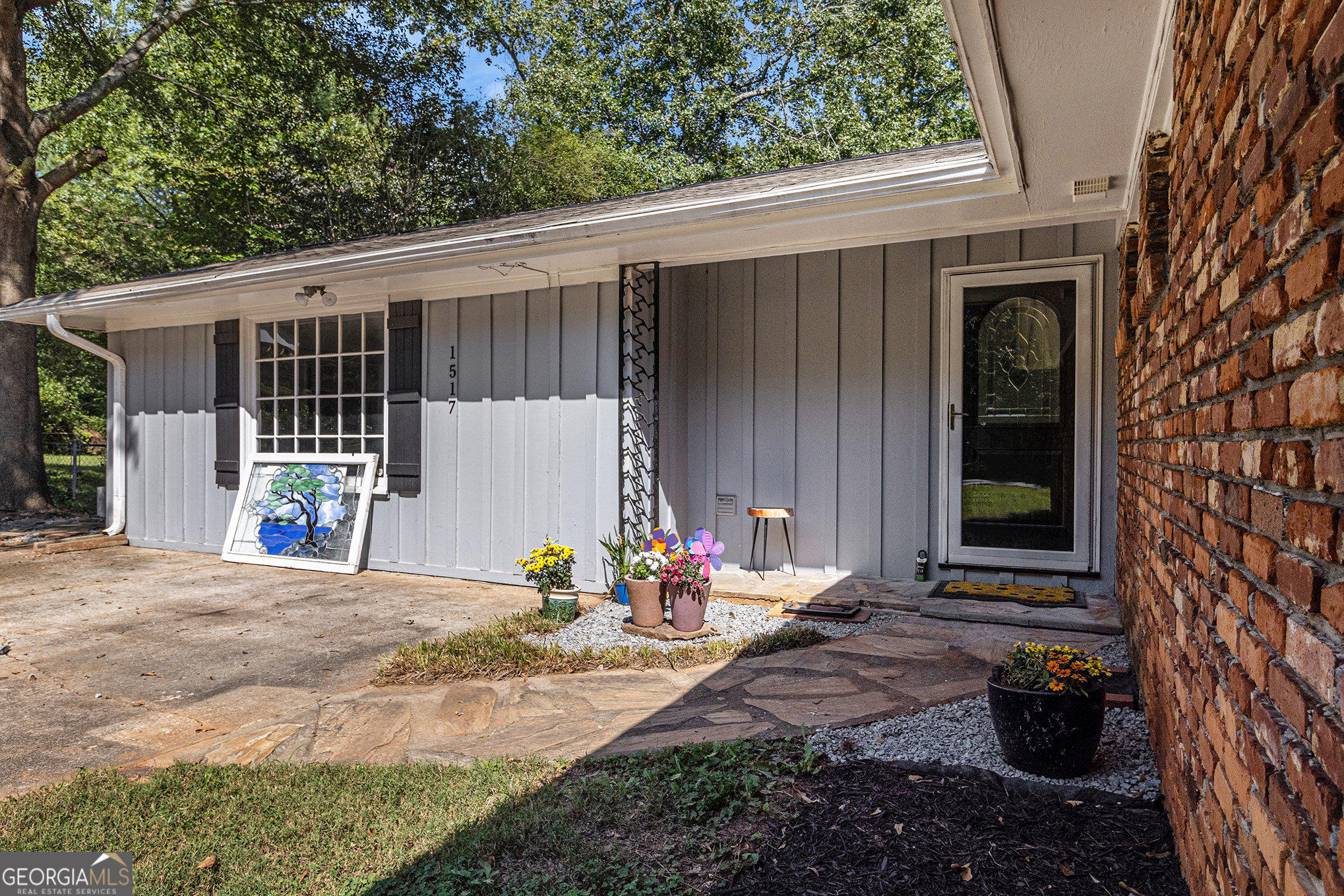 1517 Vancouver Drive