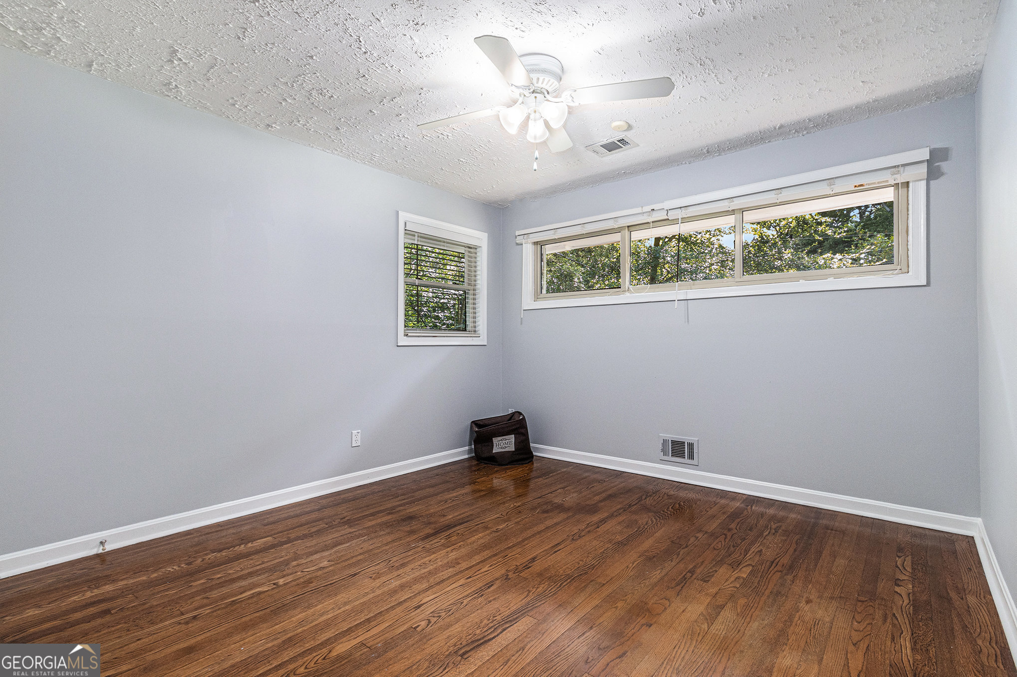 1517 Vancouver Drive