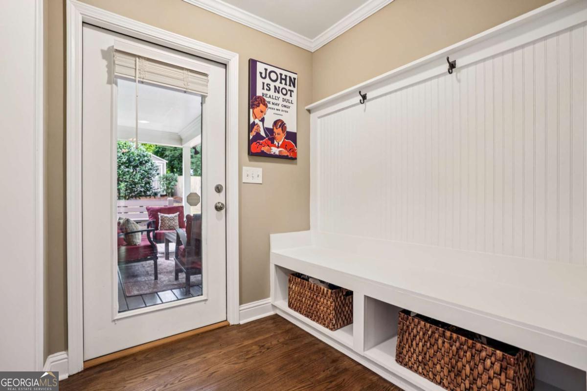 25 Sanderson Street NE