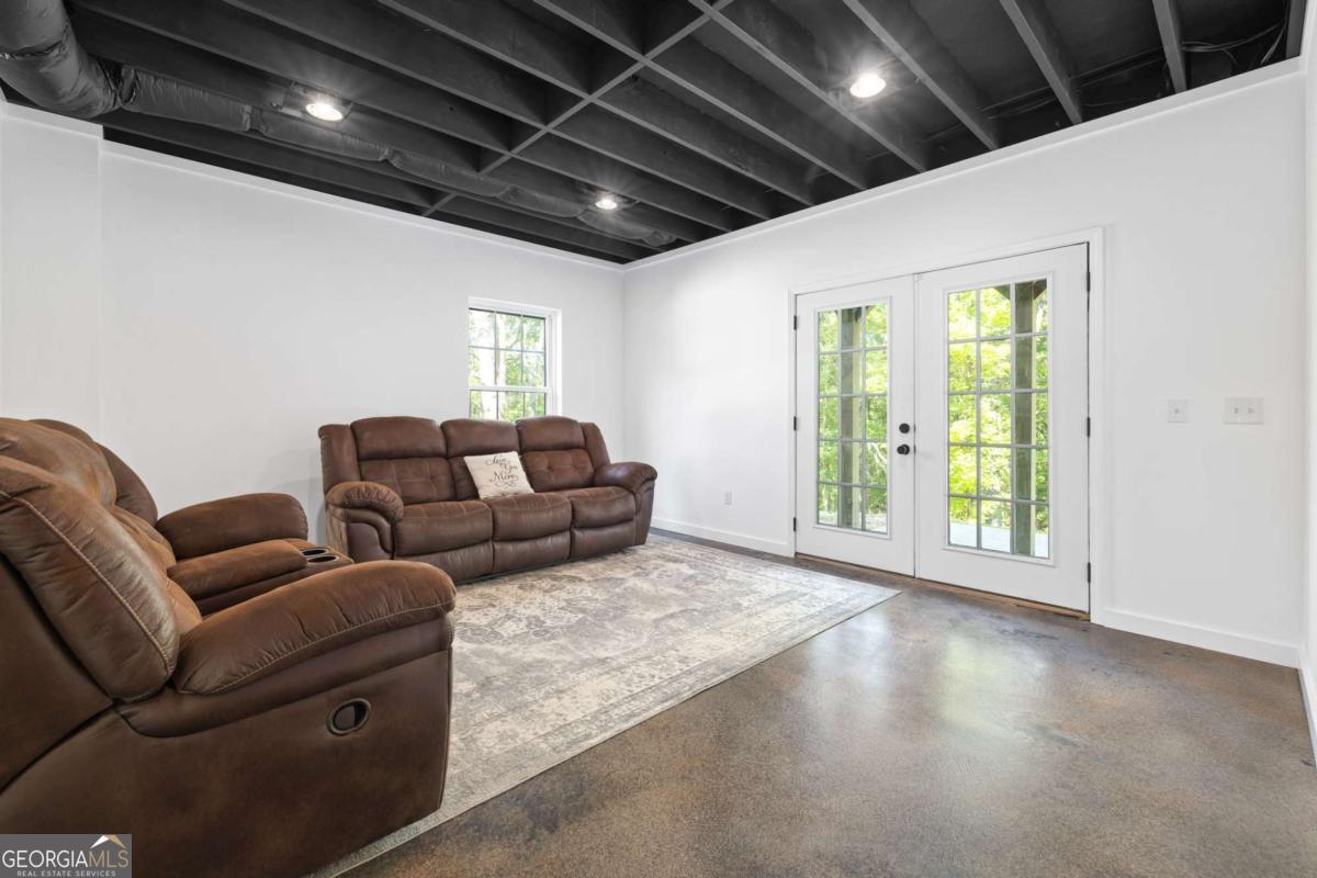 356 Mulberry Circle