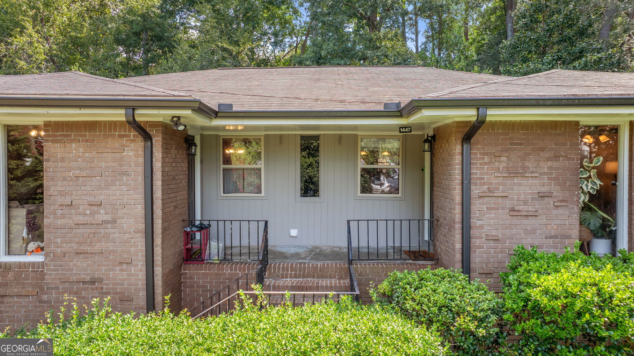 1447 Southland Vista Court NE