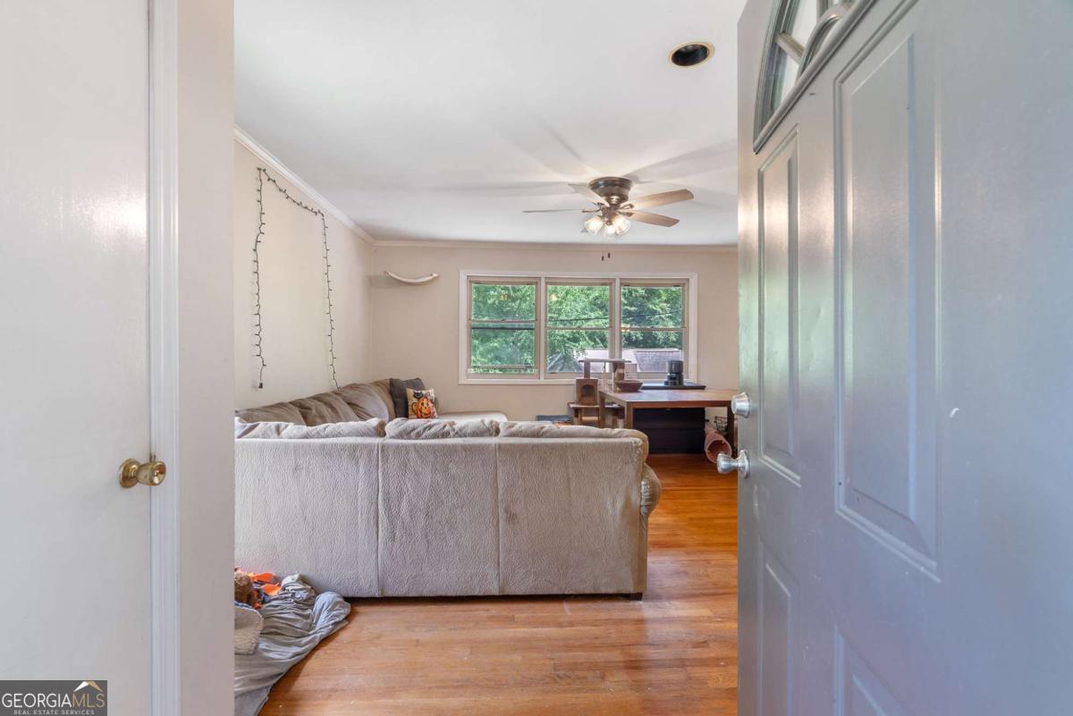 1447 Southland Vista Court NE