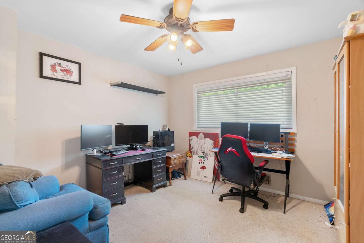 1447 Southland Vista Court NE
