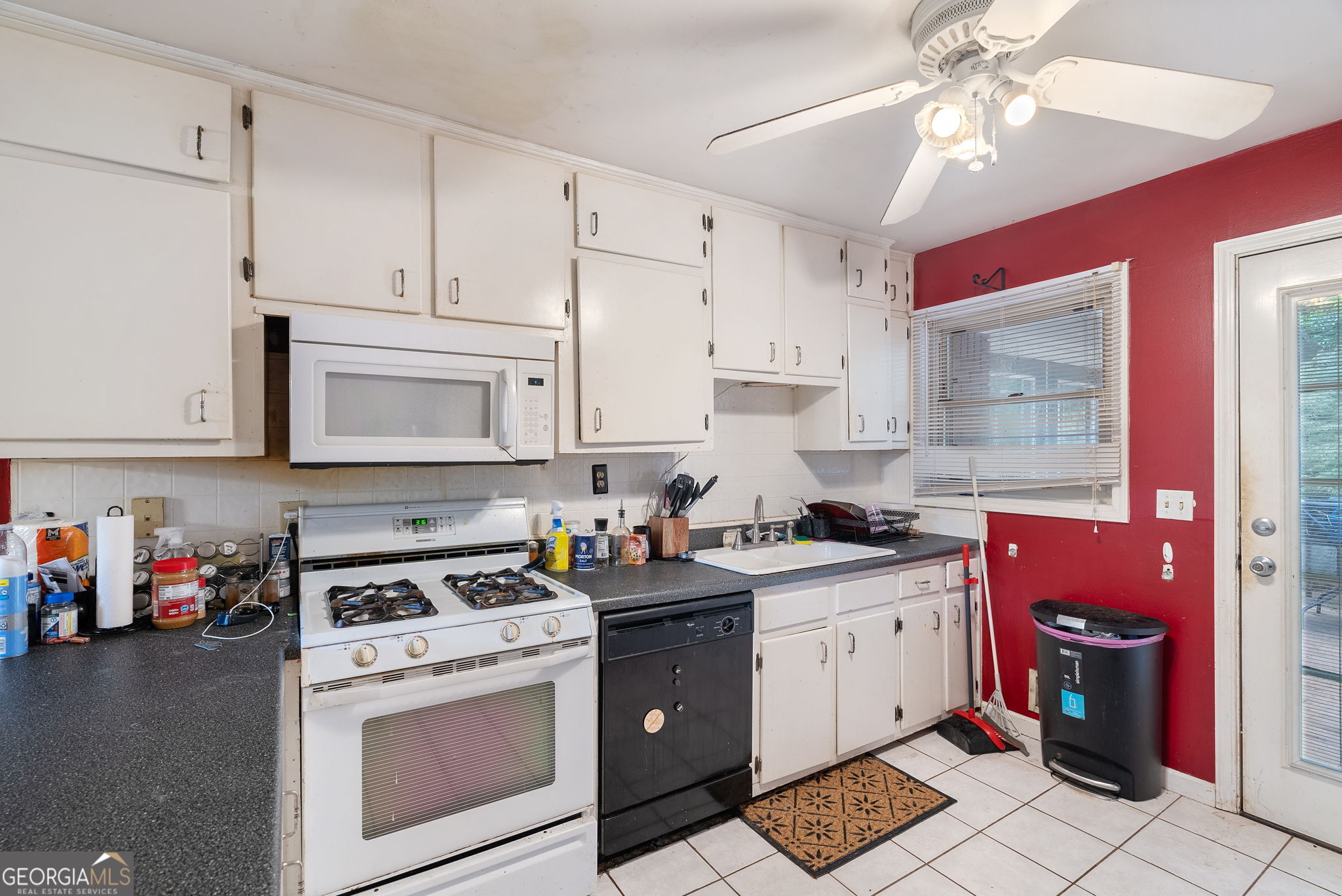 1447 Southland Vista Court NE