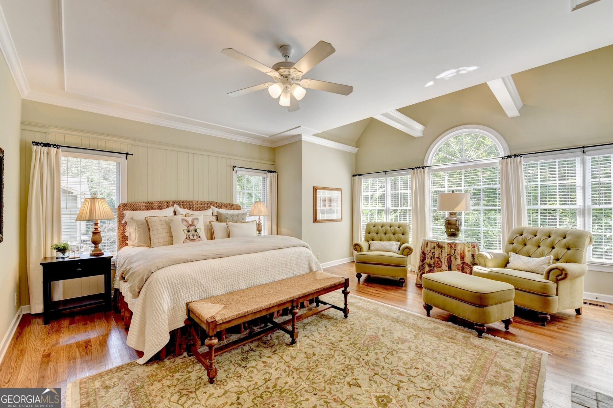 5490 Overbend Trail