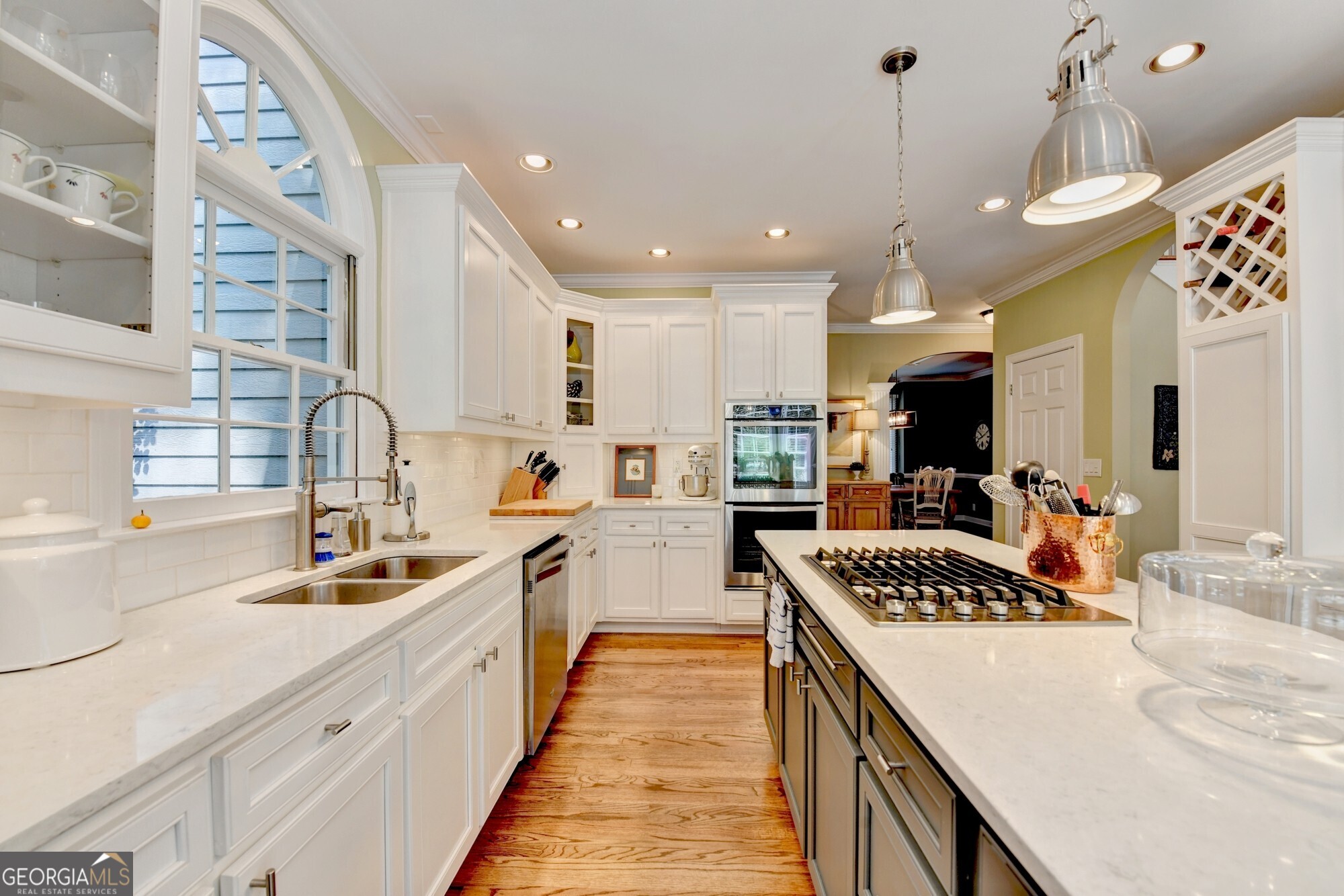 5490 Overbend Trail