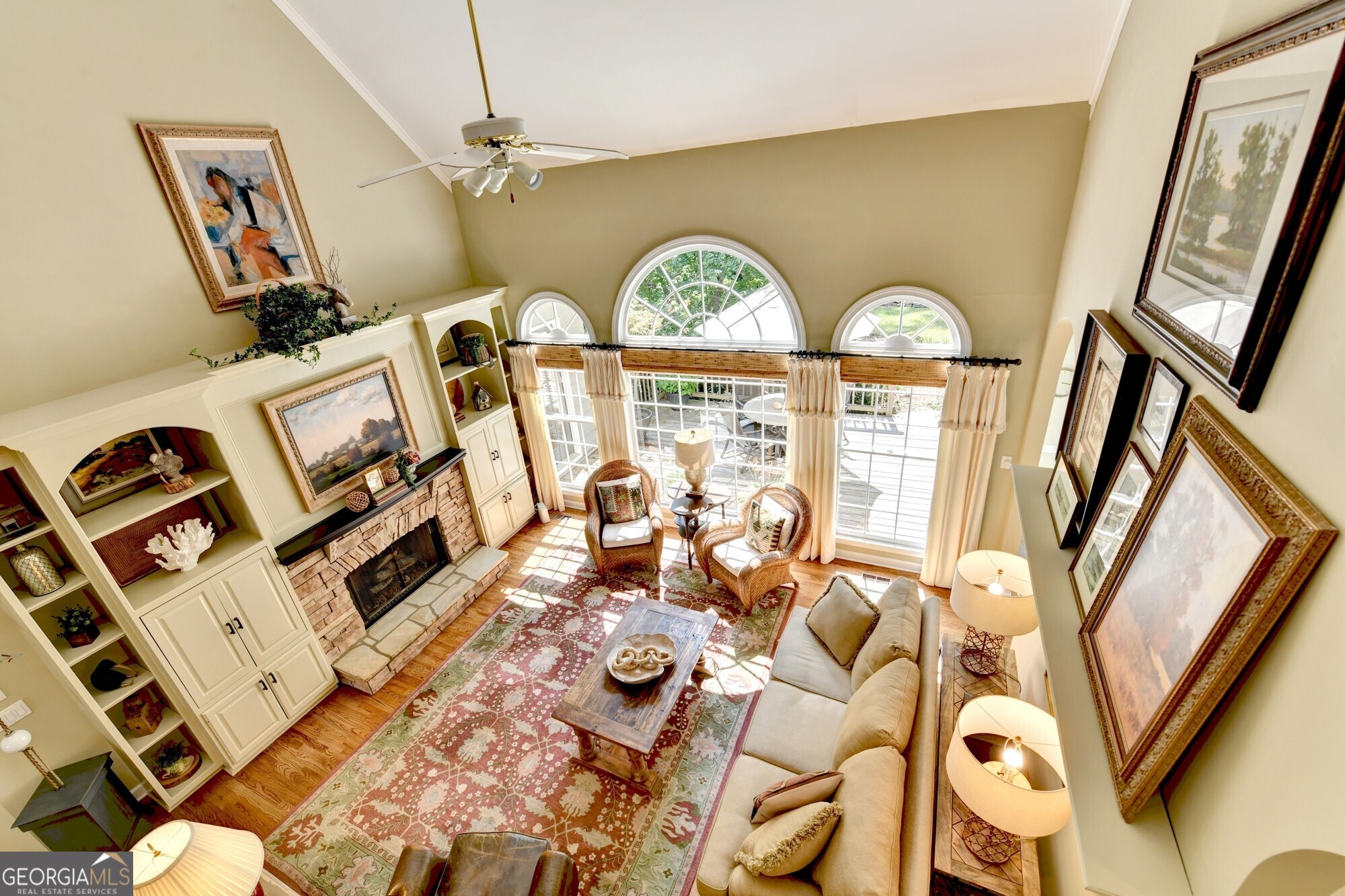 5490 Overbend Trail