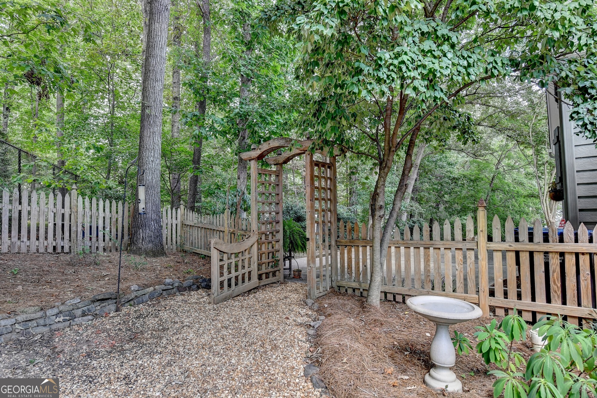 5490 Overbend Trail