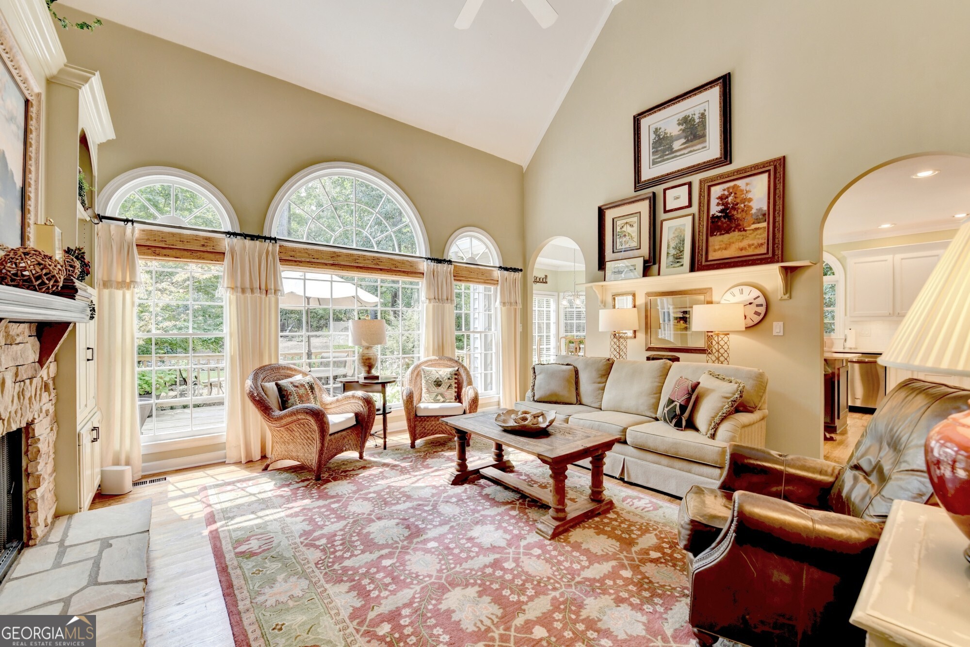 5490 Overbend Trail