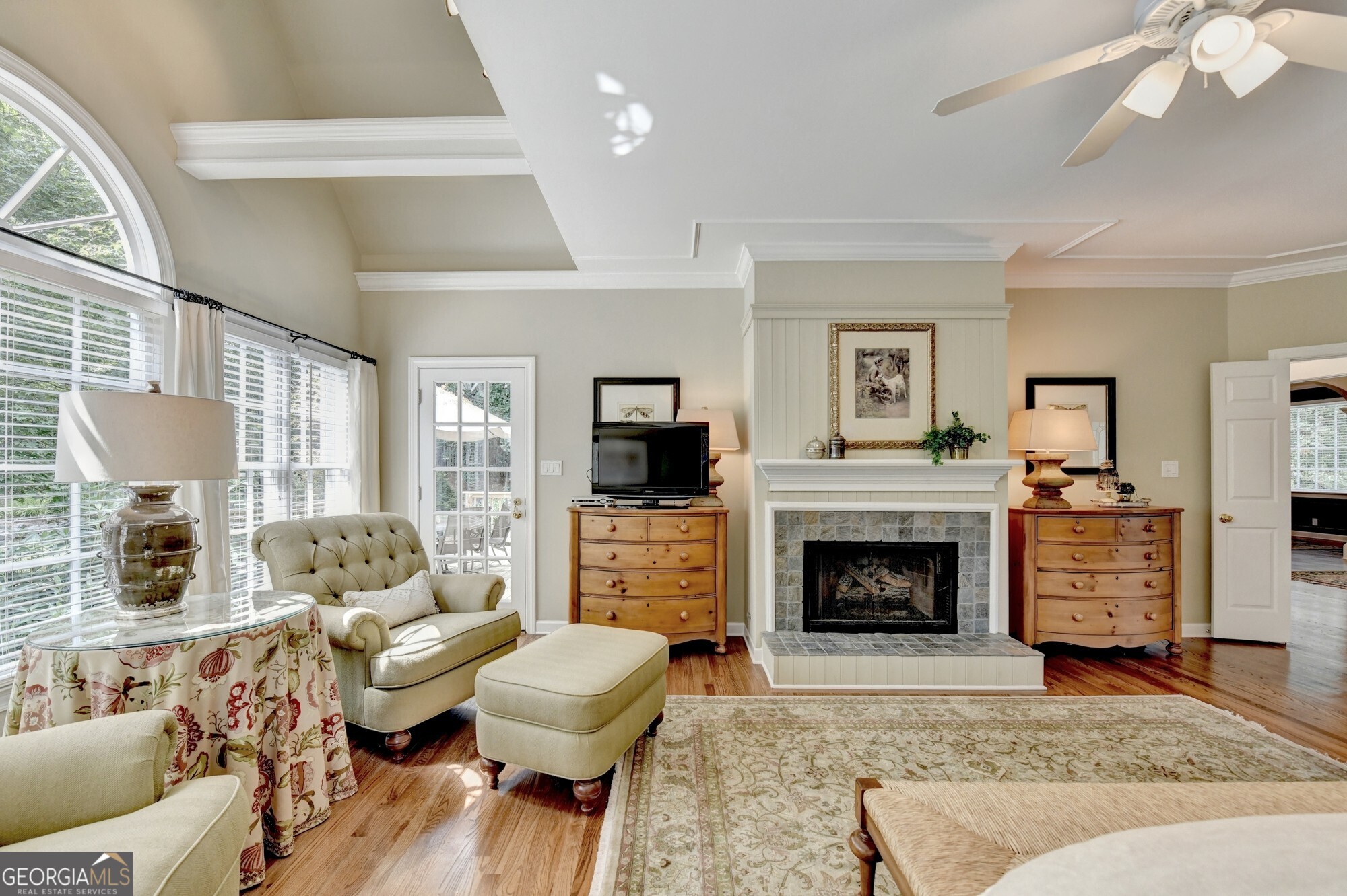 5490 Overbend Trail
