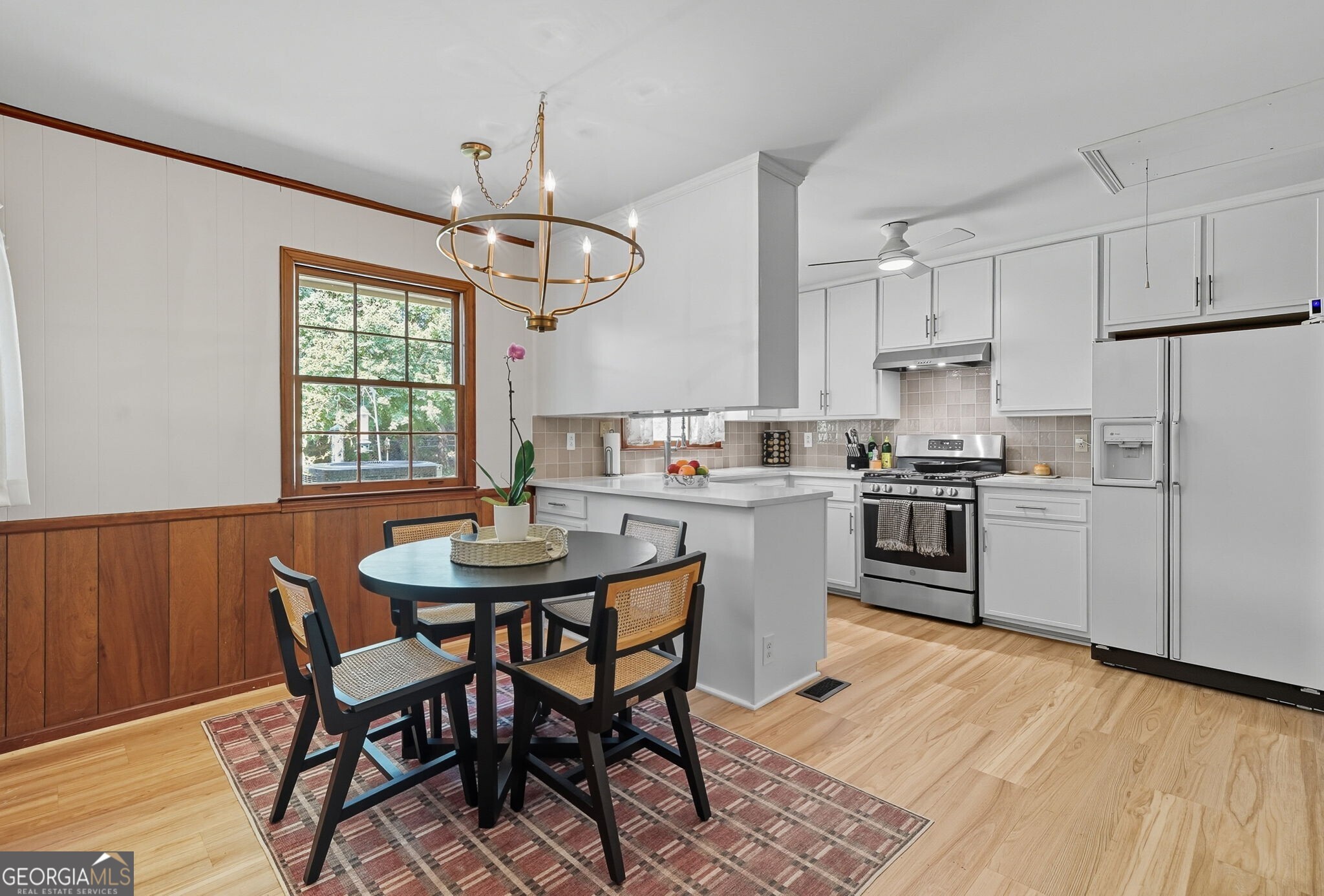 2932 Country Squire Lane