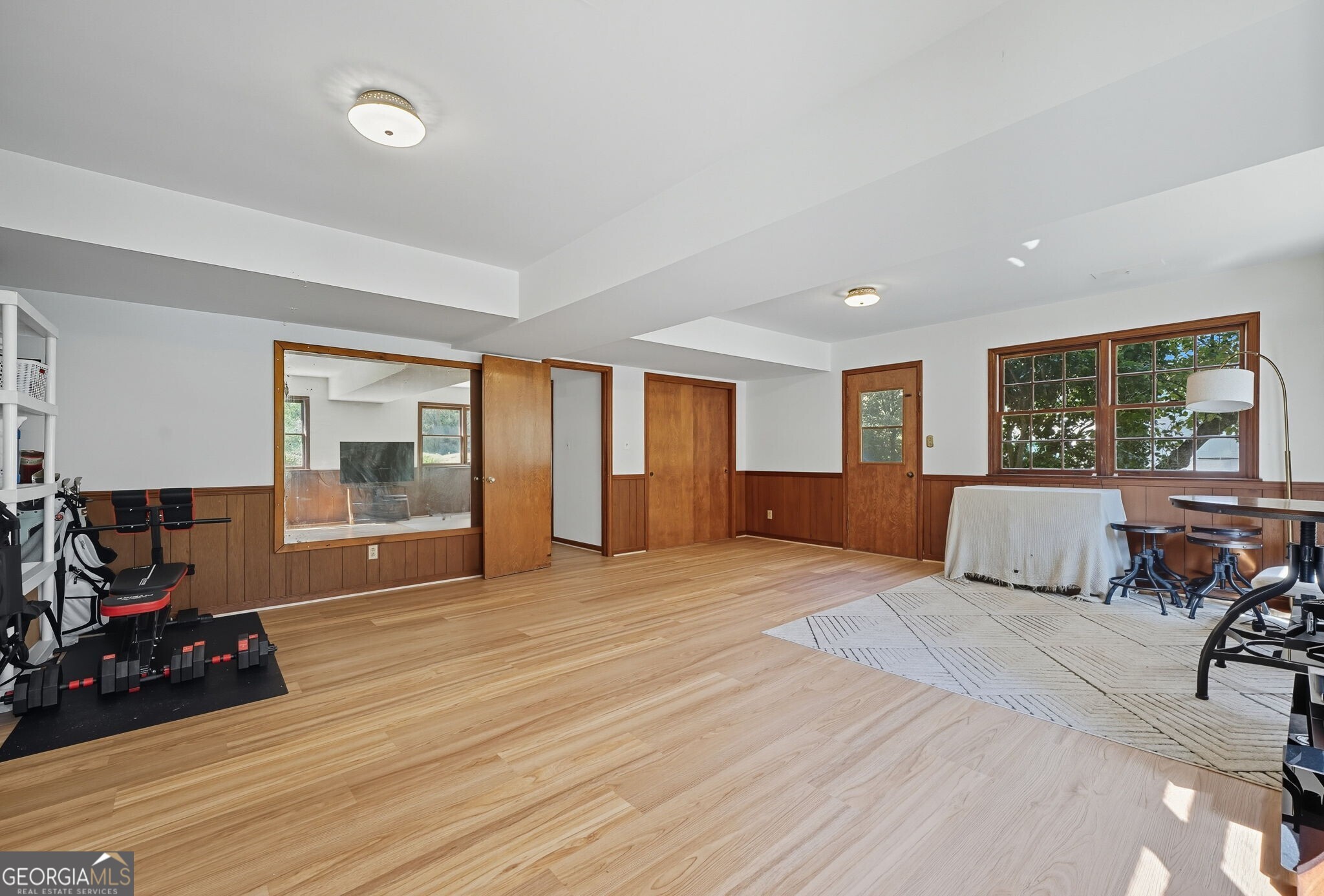 2932 Country Squire Lane